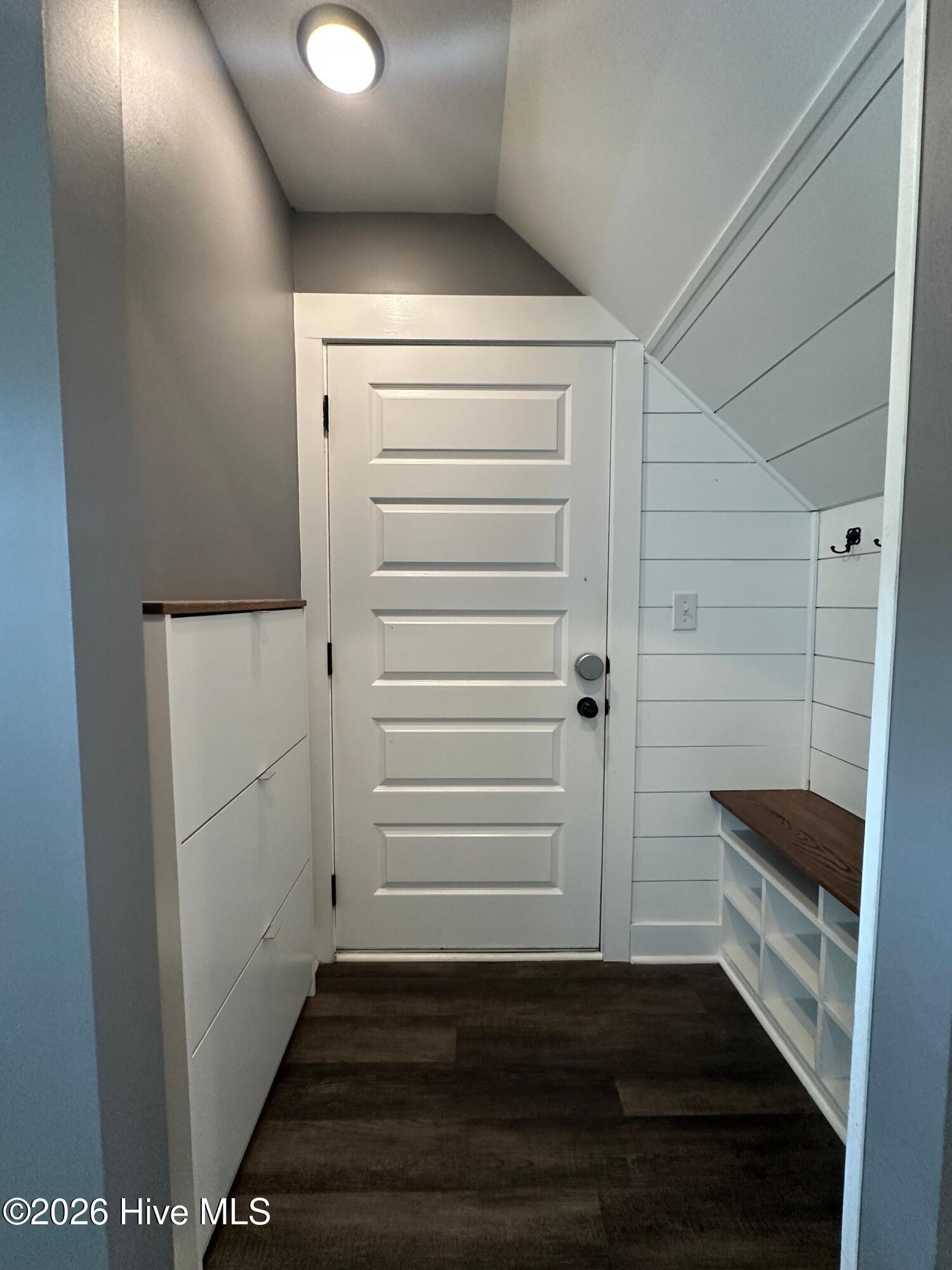 100559148 | Photo 39