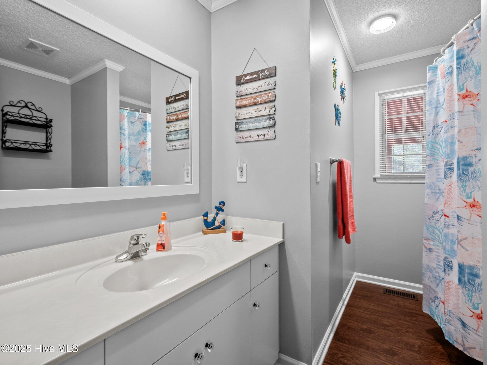 100516980 | Photo 30