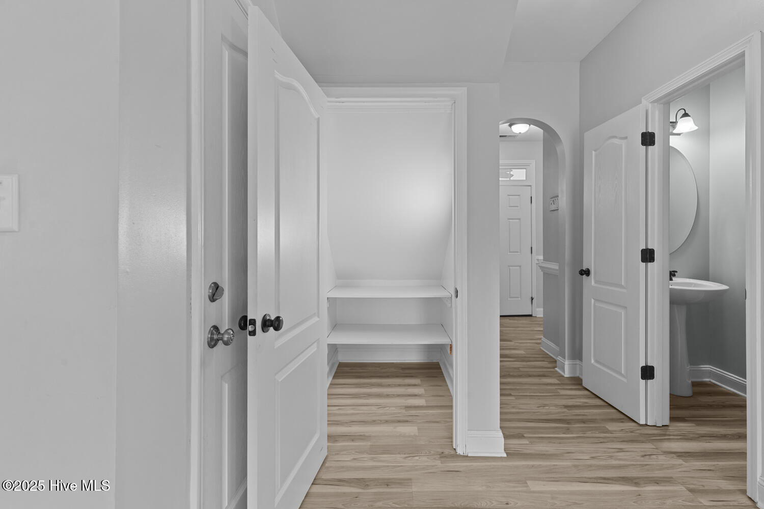 100507776 | Photo 18