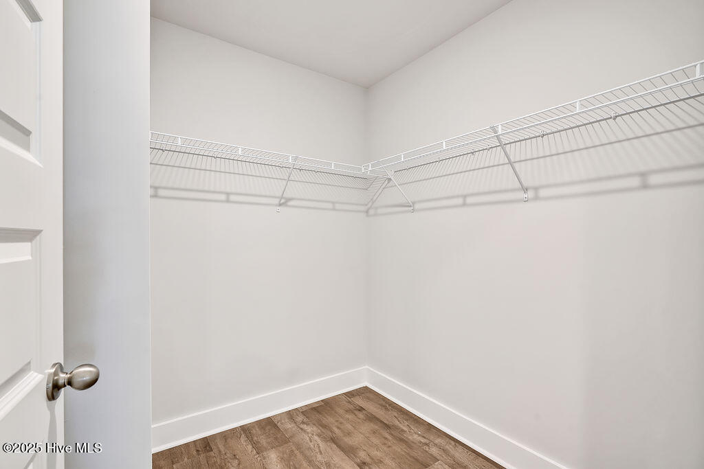 100532661 | Photo 21