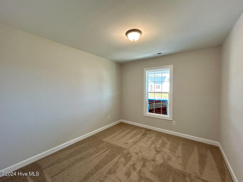 100560843 | Photo 16