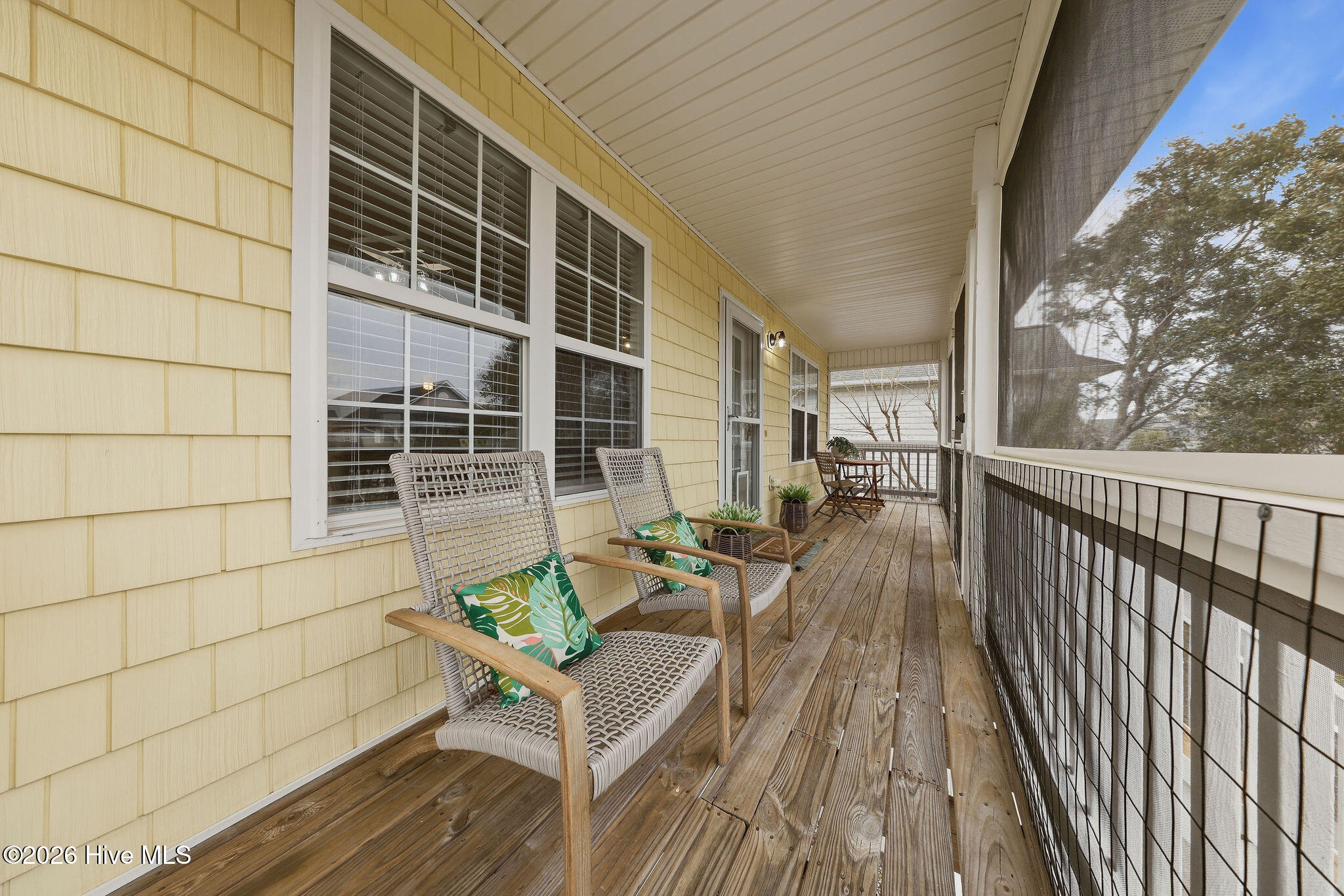 100562834 | Photo 16