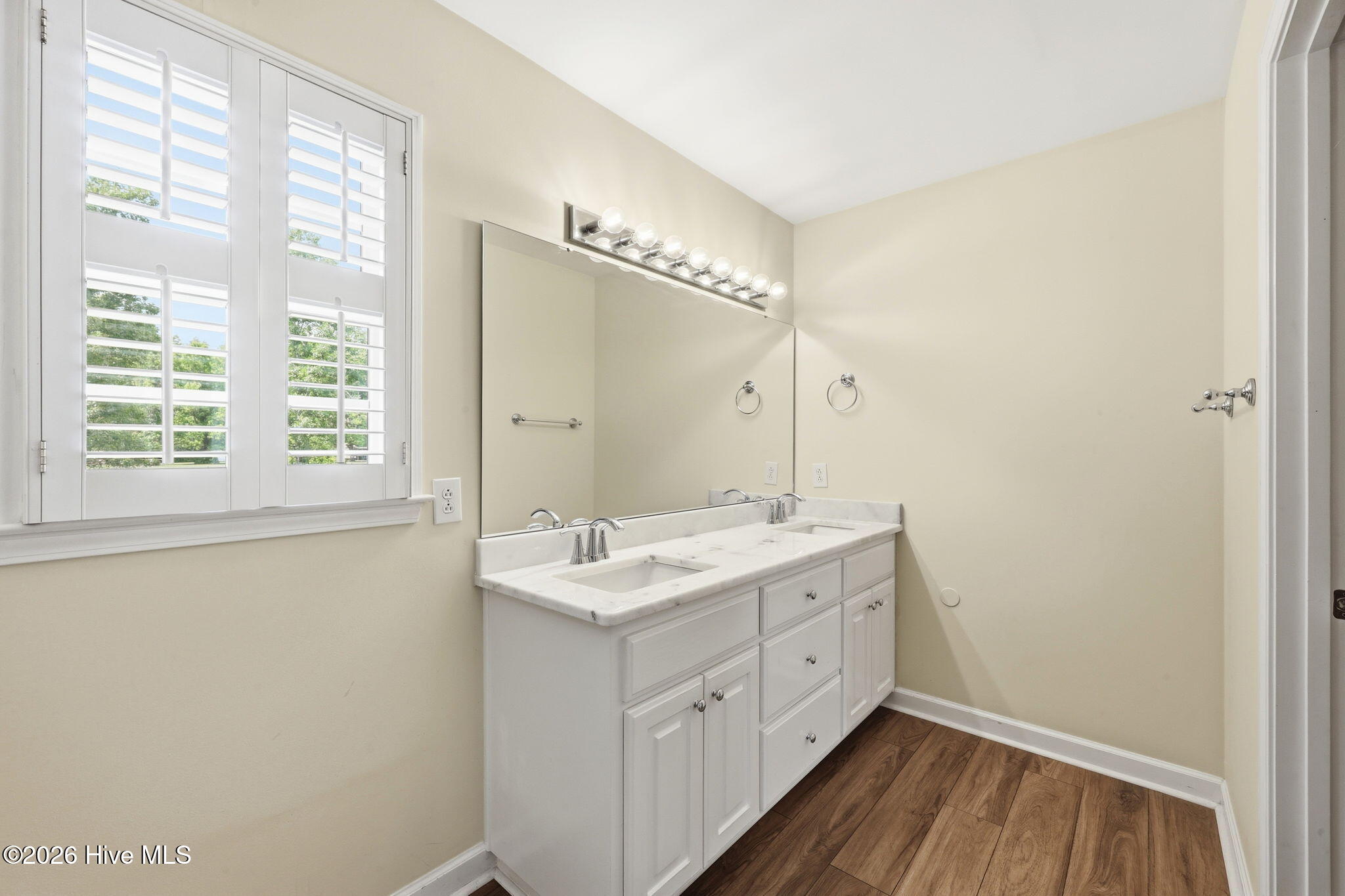 210 E Camp Kiro Road,New Bern