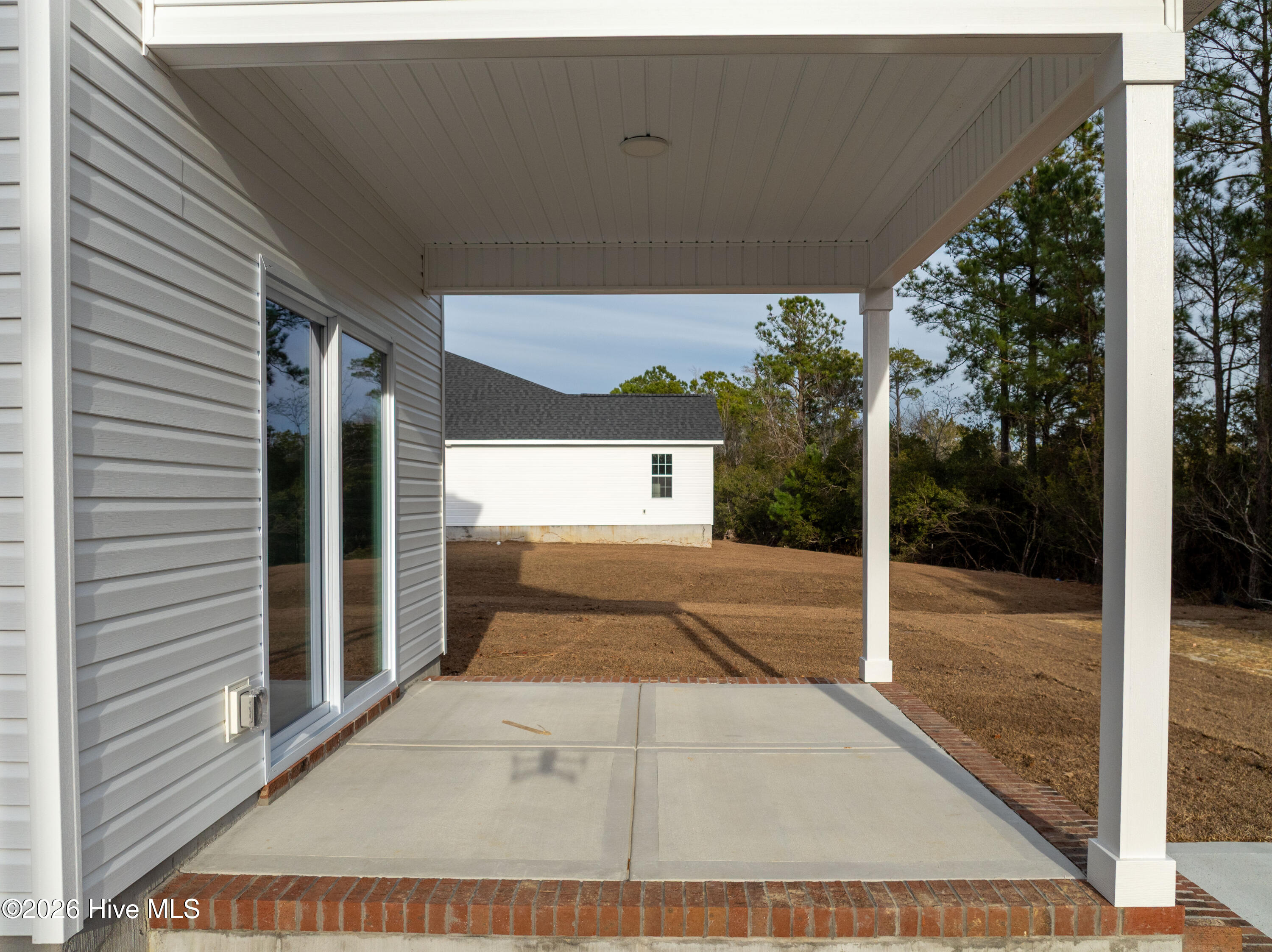 100527723 | Photo 30