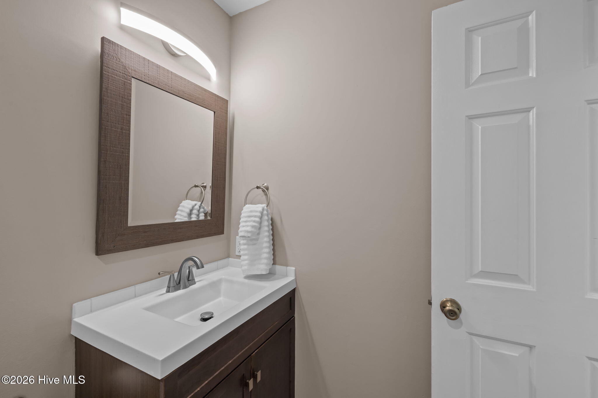 100551291 | Photo 14