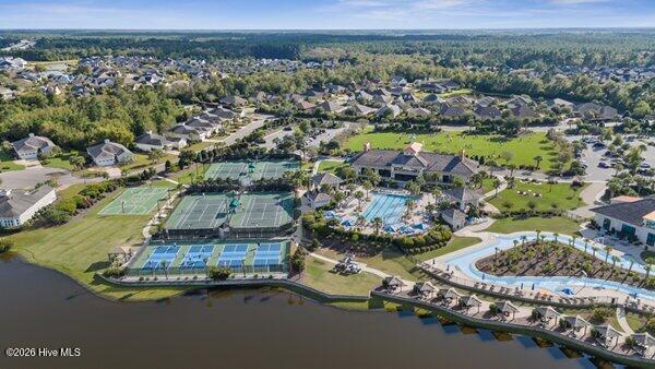 100566172 | Photo 58