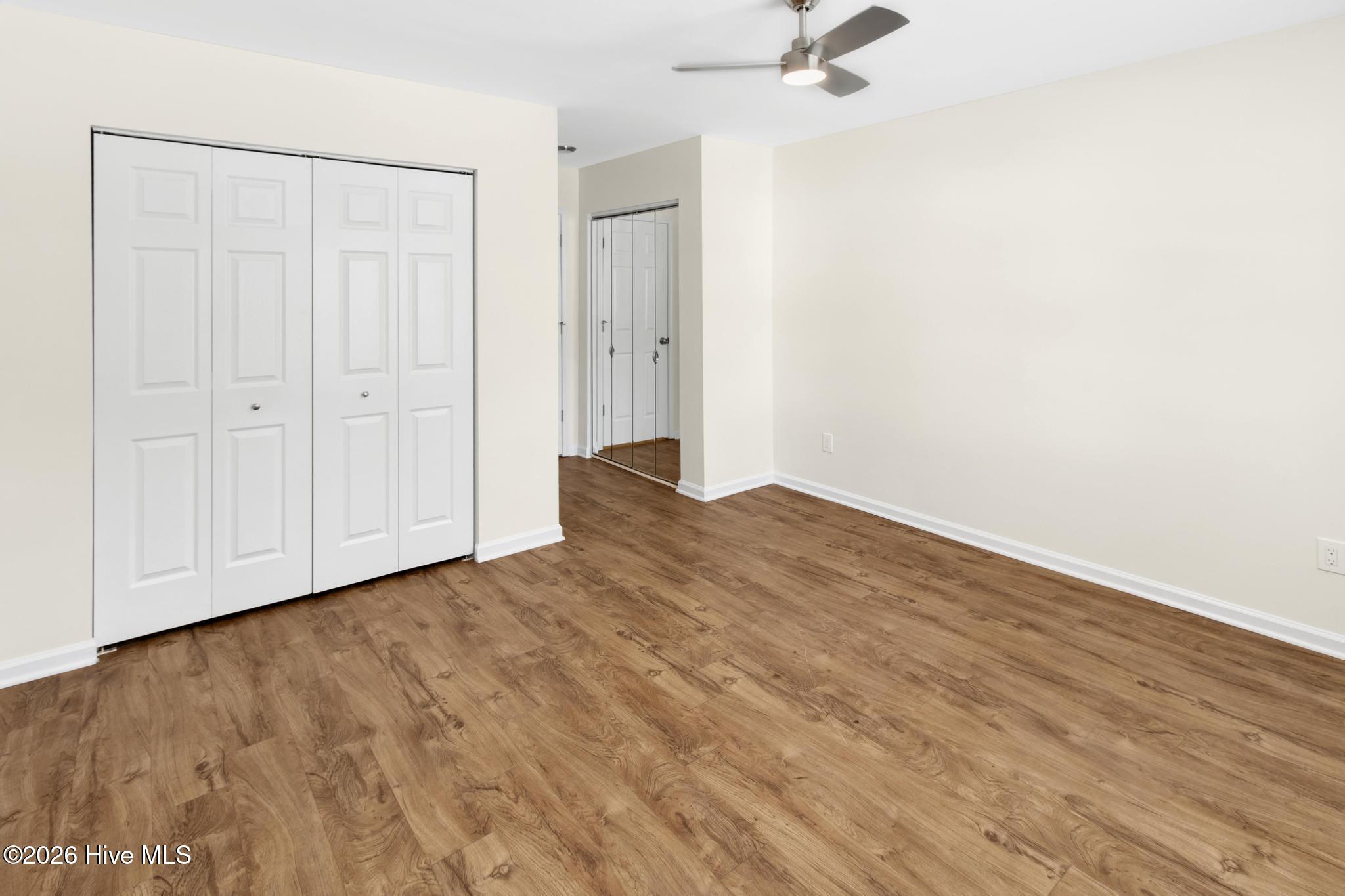 100552061 | Photo 16