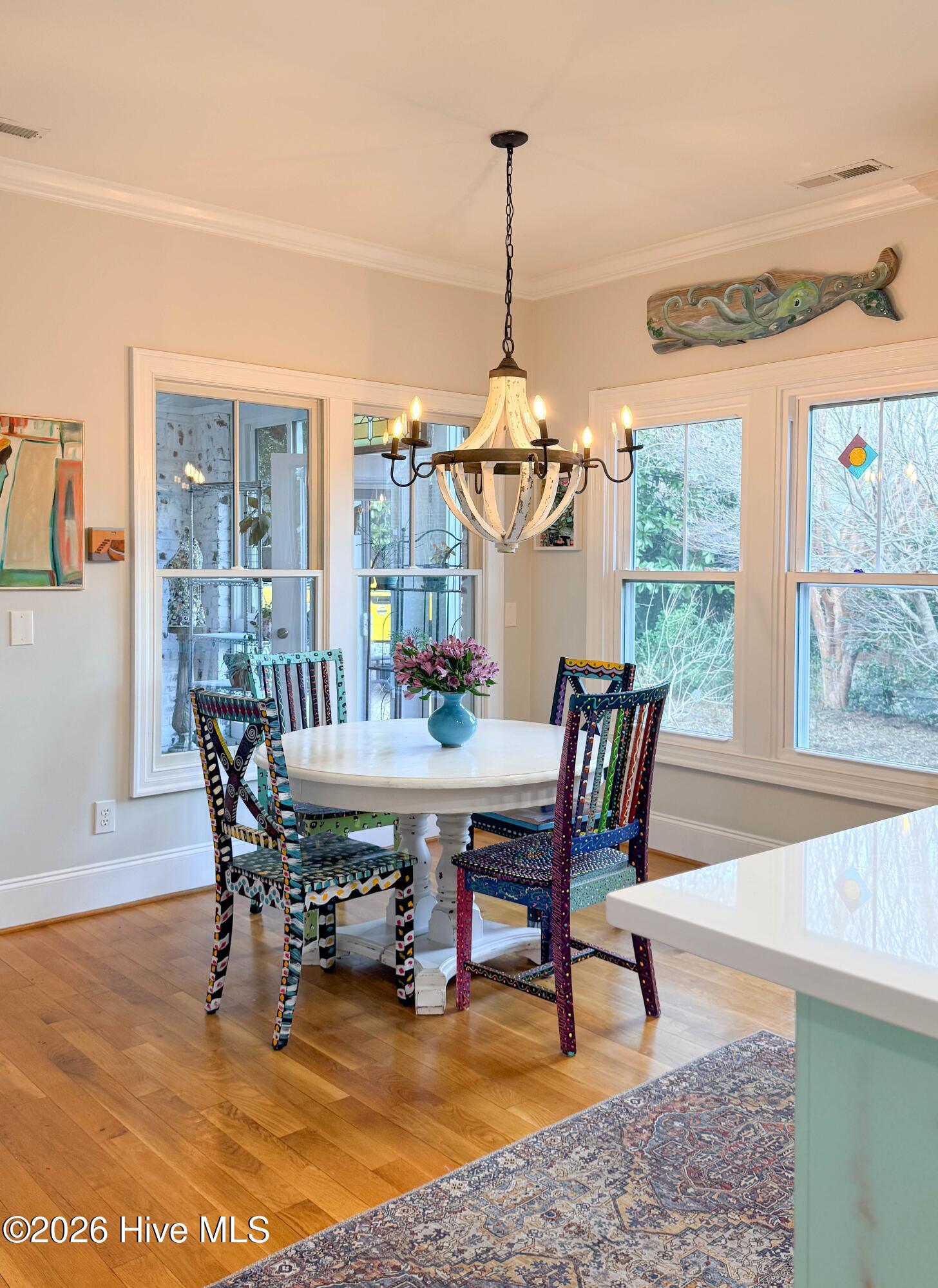 100559415 | Photo 38