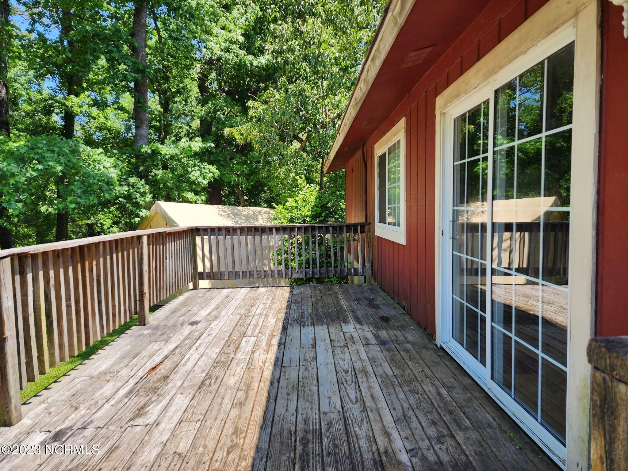 105 Briarwood Court,Jacksonville