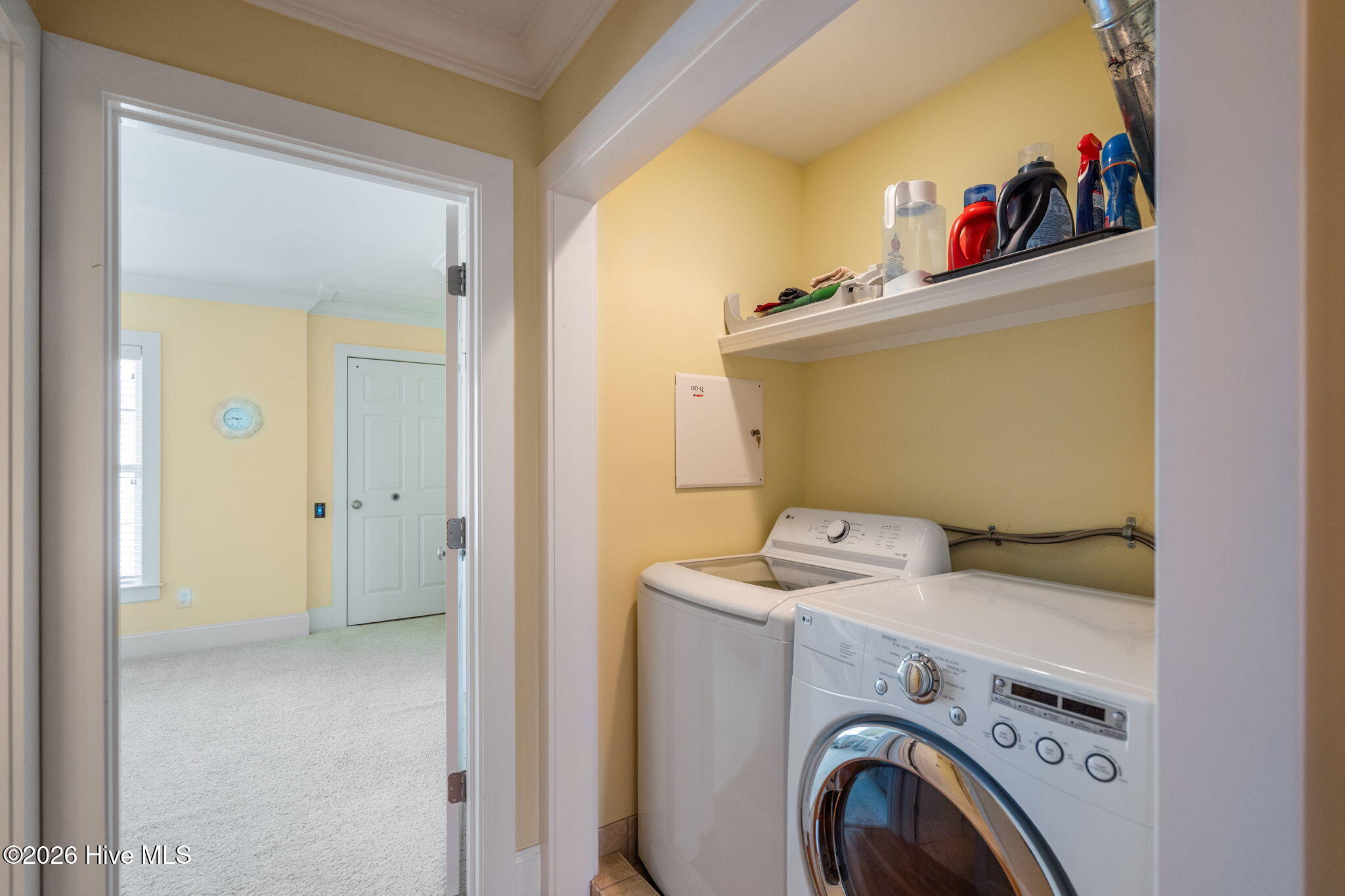 100561147 | Photo 30