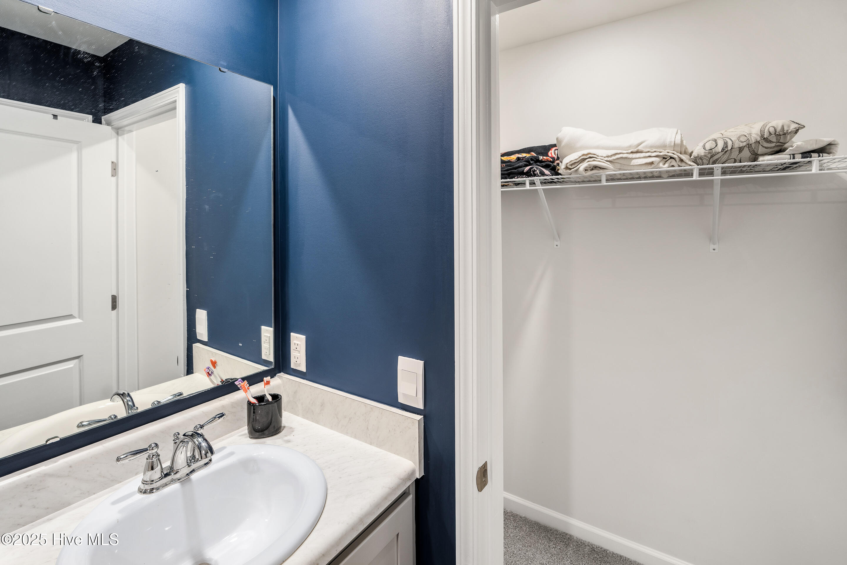 100524246 | Photo 27