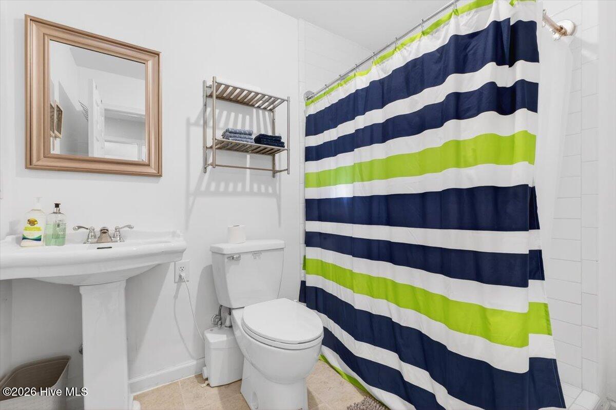 100551155 | Photo 48