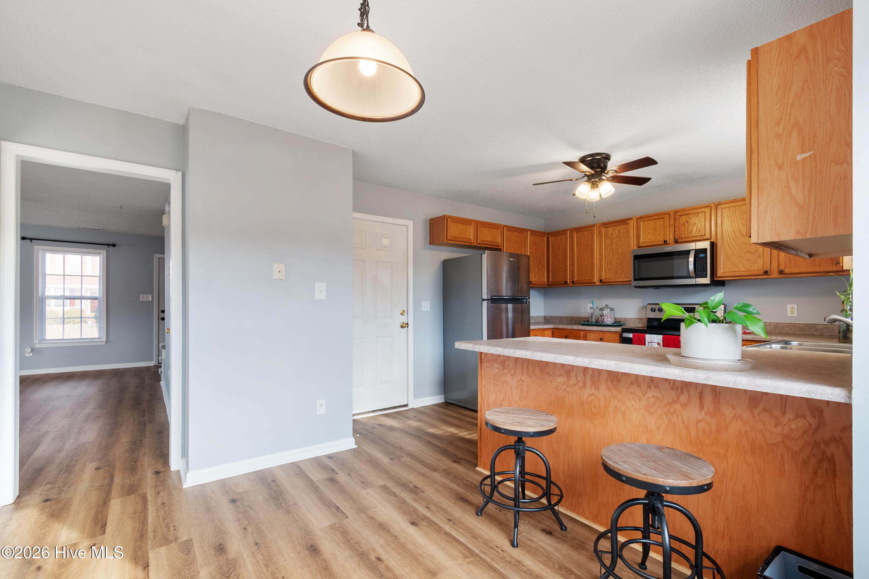 100540574 | Photo 10