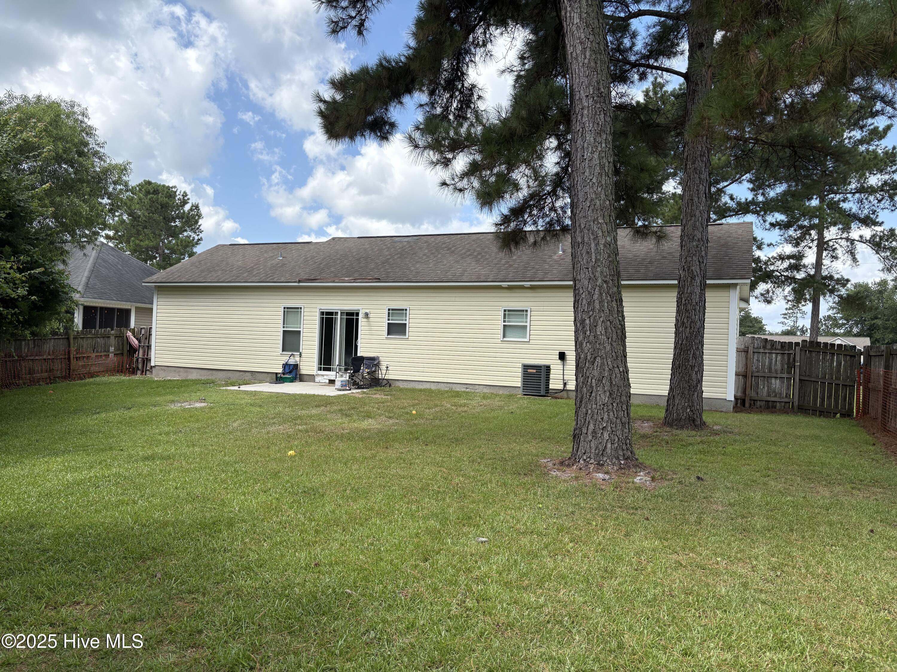 117 Boysenberry Fields Road, Maple Hill, NC, 28454