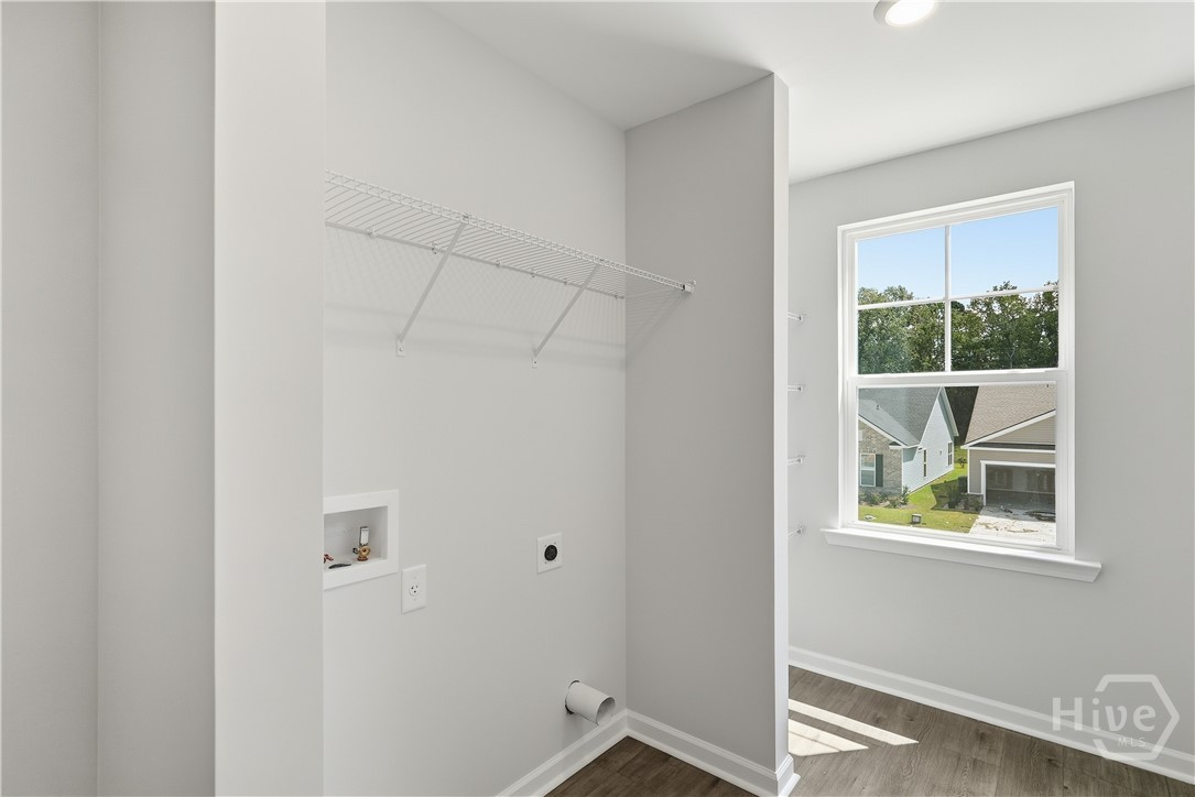 NOT THE ACTUAL HOME. Pictures are of a Finished Dayton II plan and are for REFERENCE ONLY.