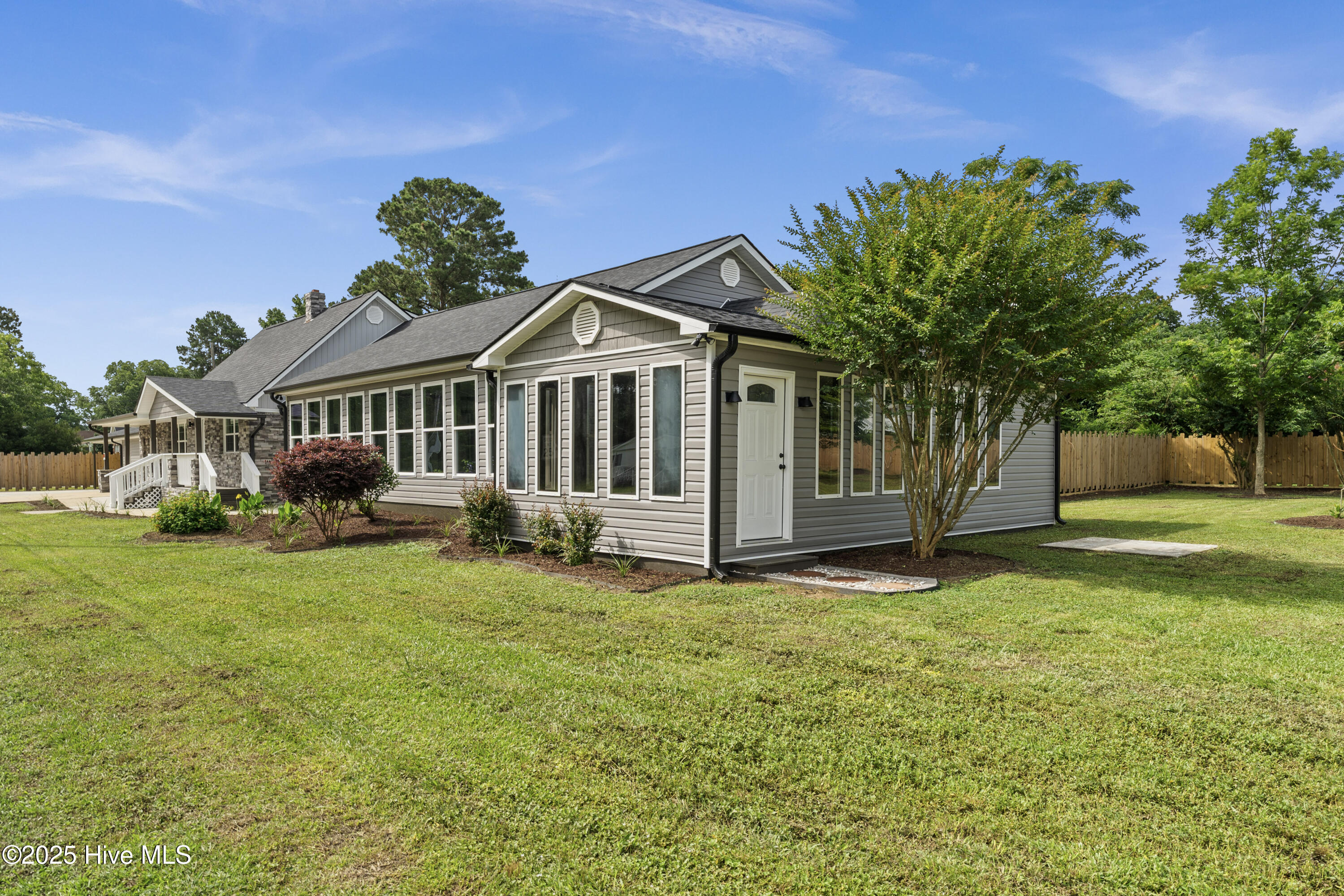 Homes for sale in Roseboro, NC | 705 Bullard St, Roseboro, NC 28382 | MLS# 100547392