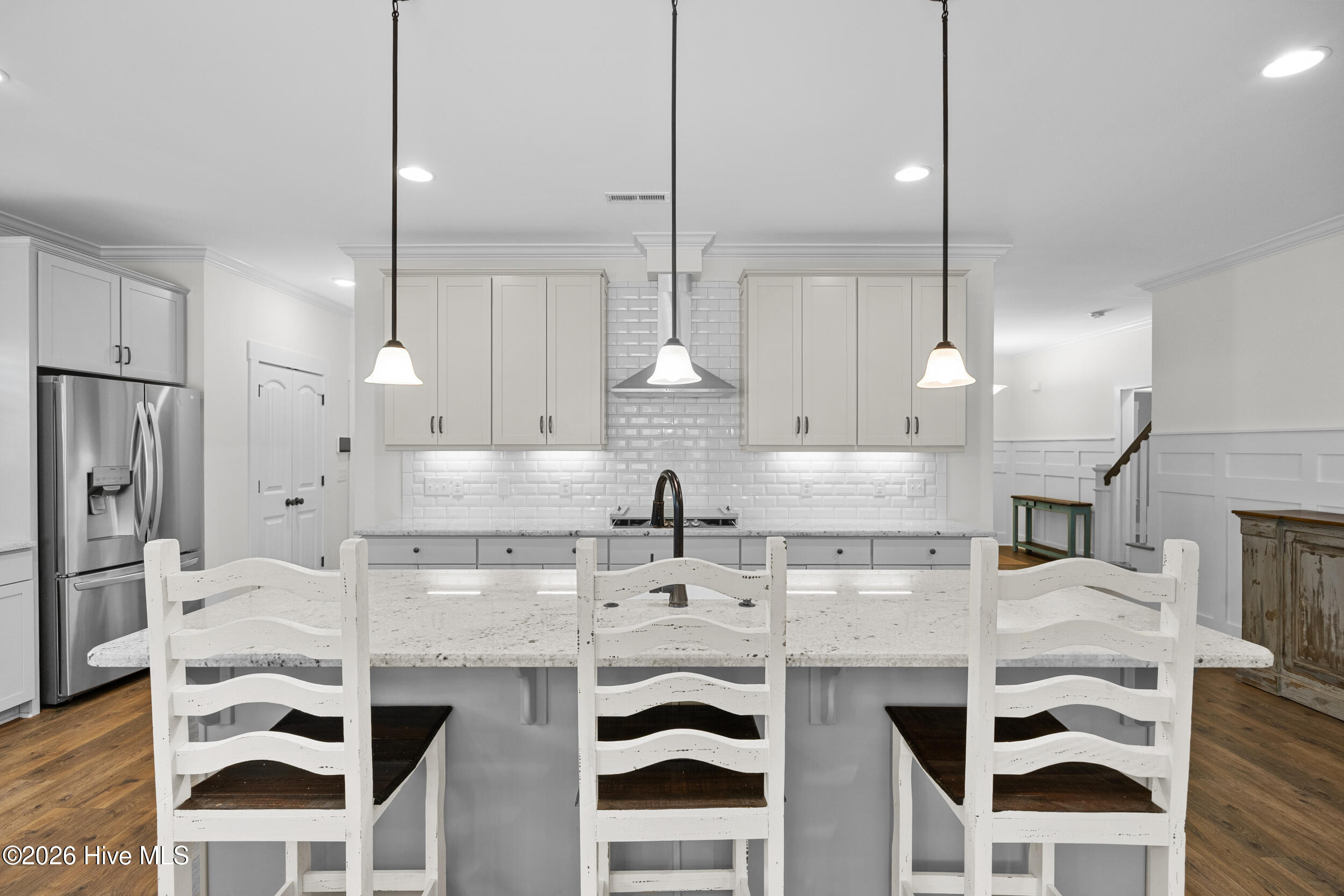 100564447 | Photo 10