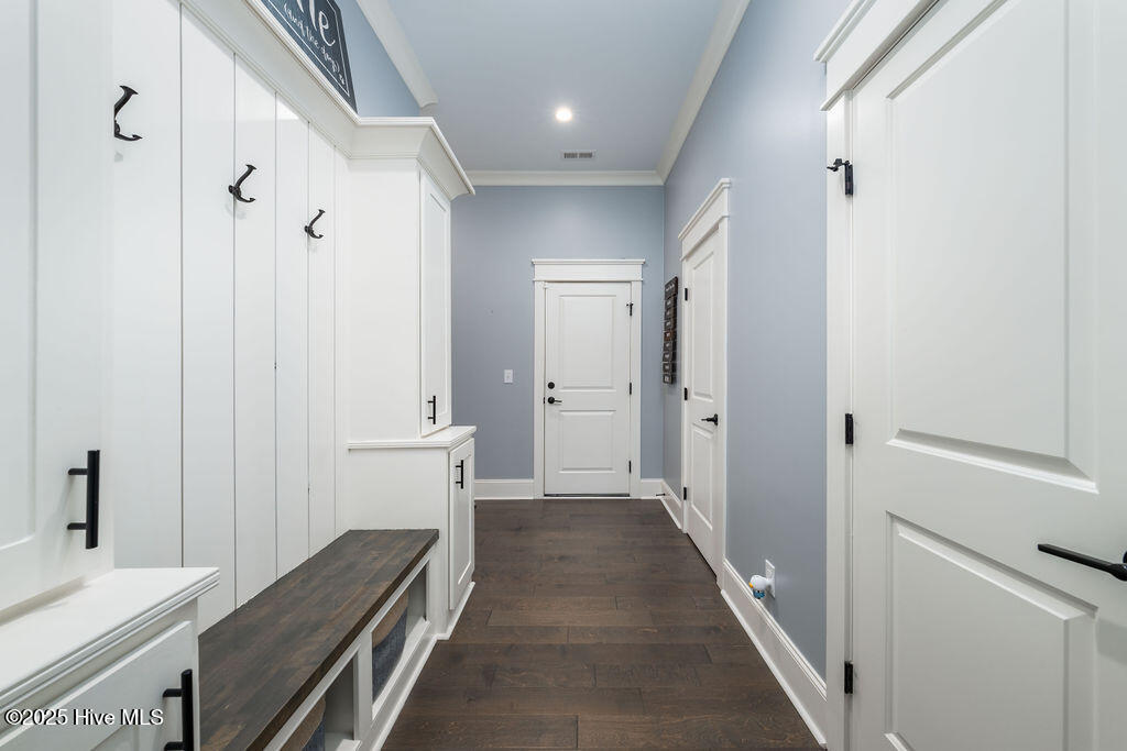 100544348 | Photo 26