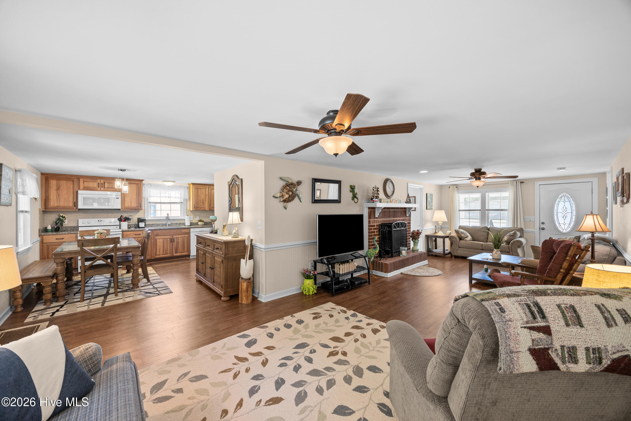 100567287 | Photo 10