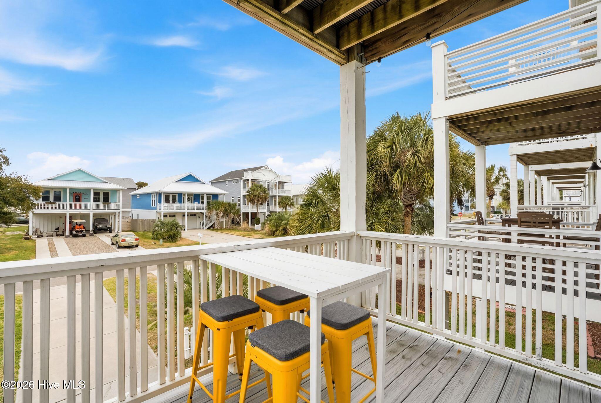 100558229 | Photo 17