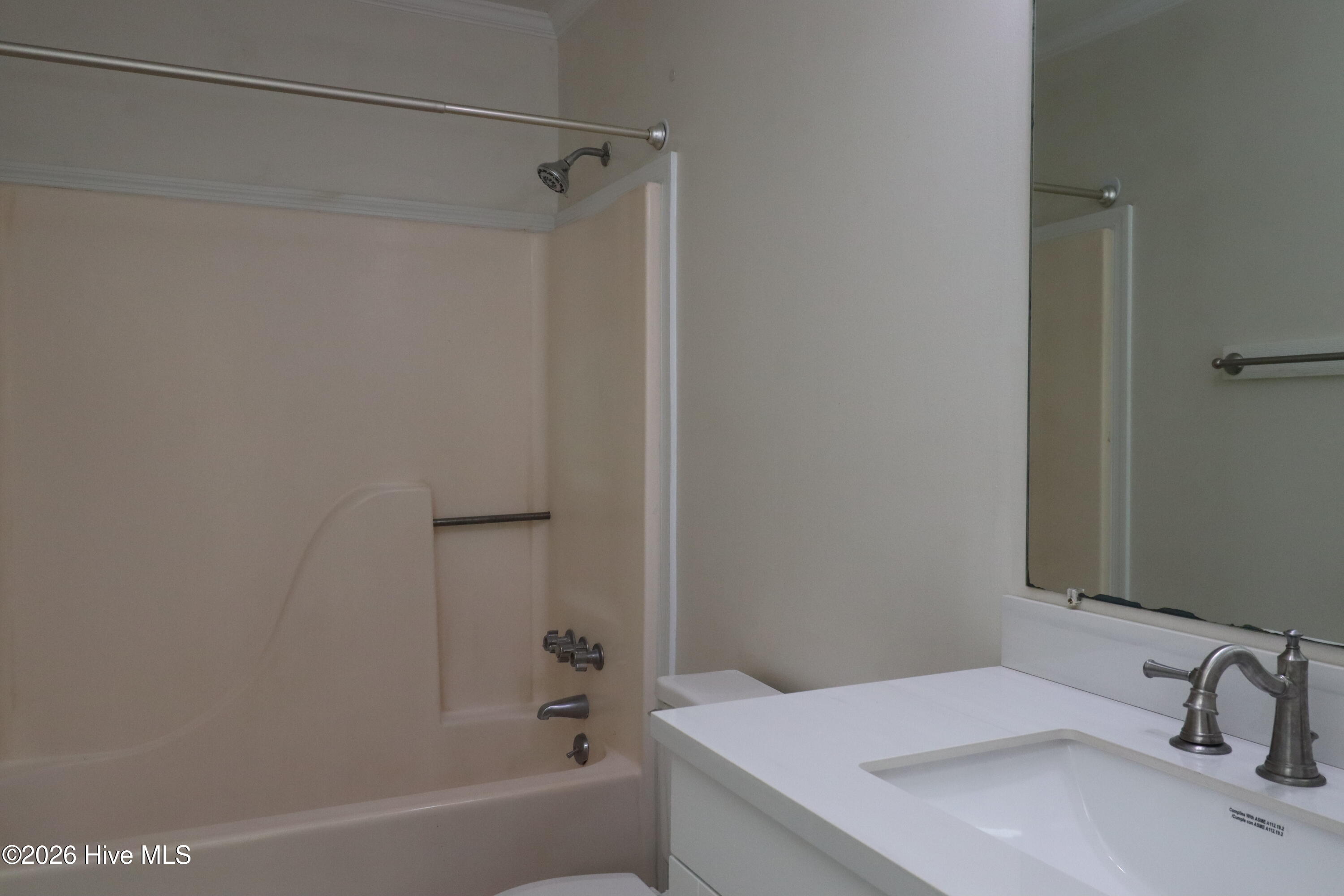 100552101 | Photo 13