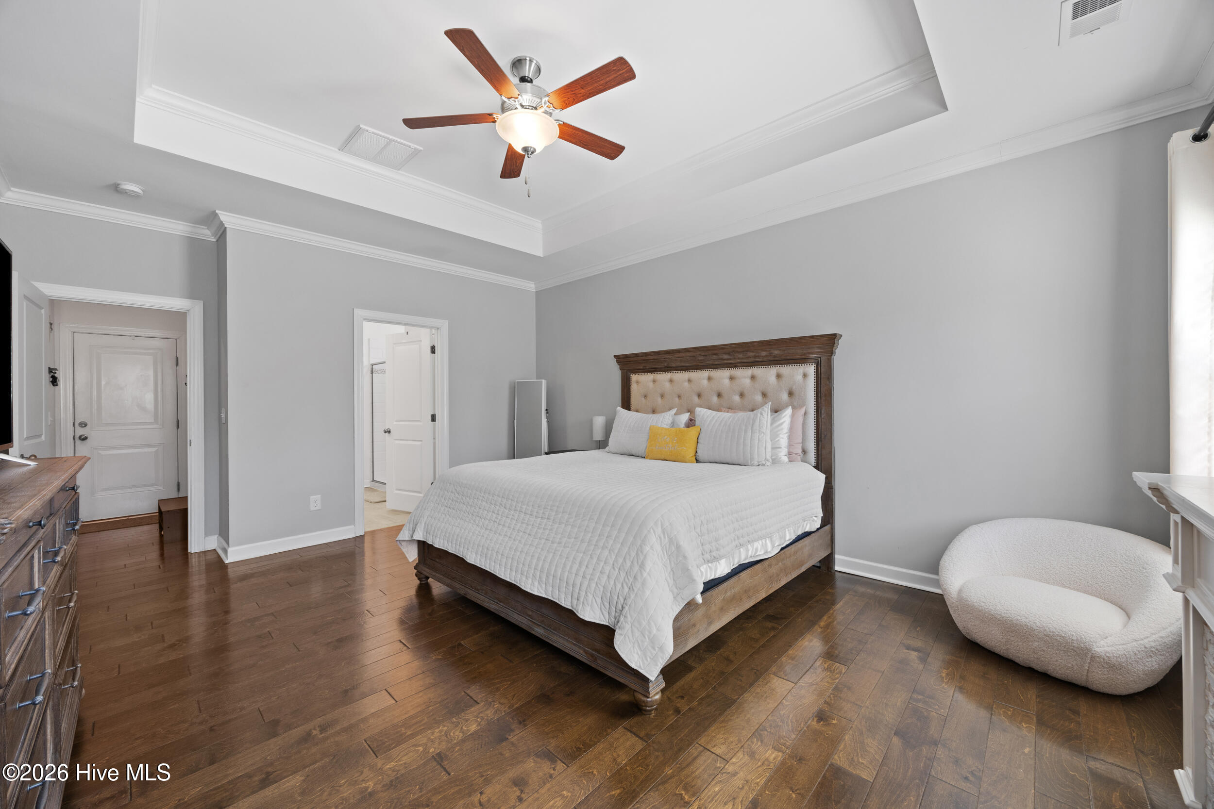 100555431 | Photo 23