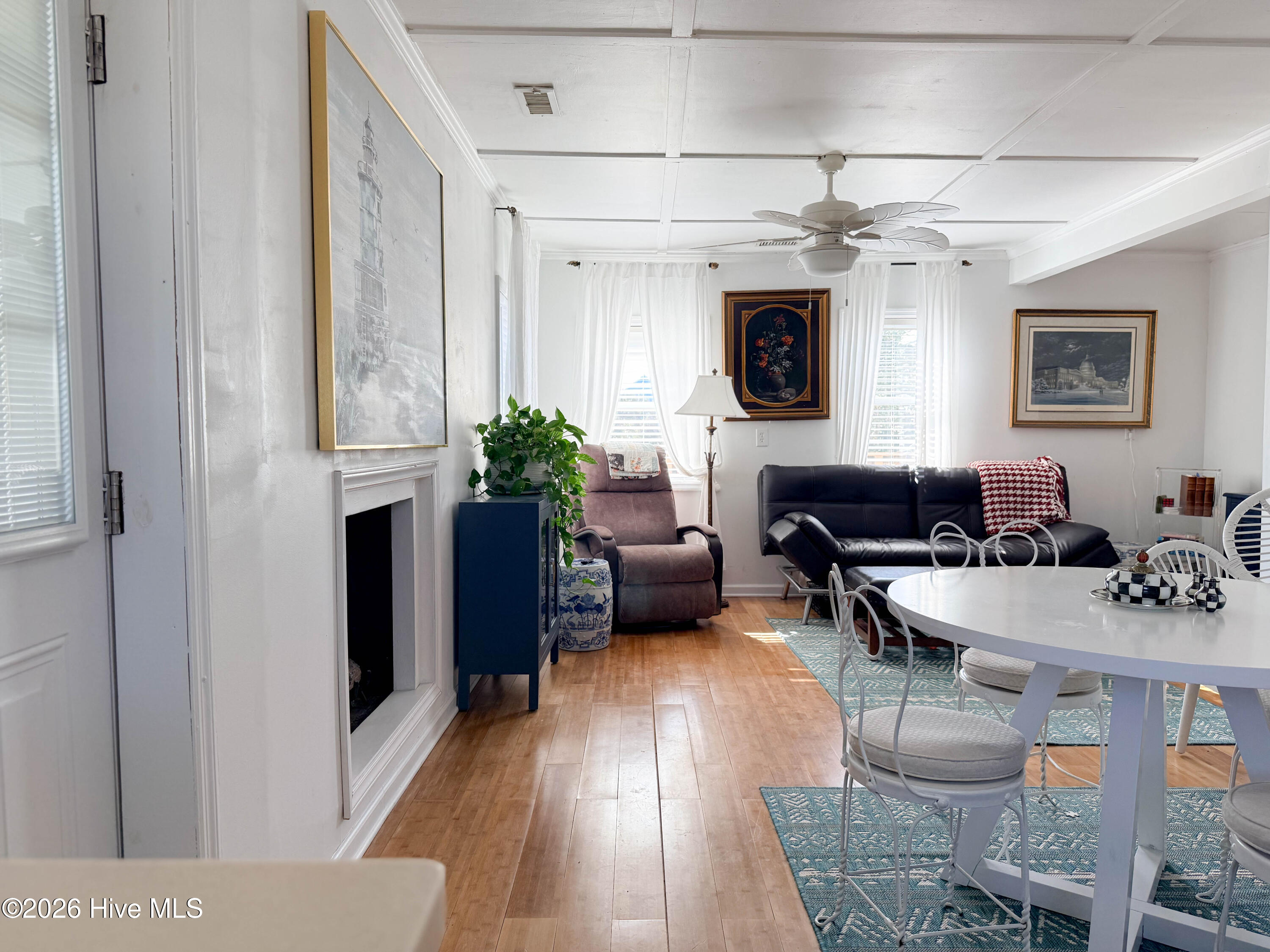 100556451 | Photo 11