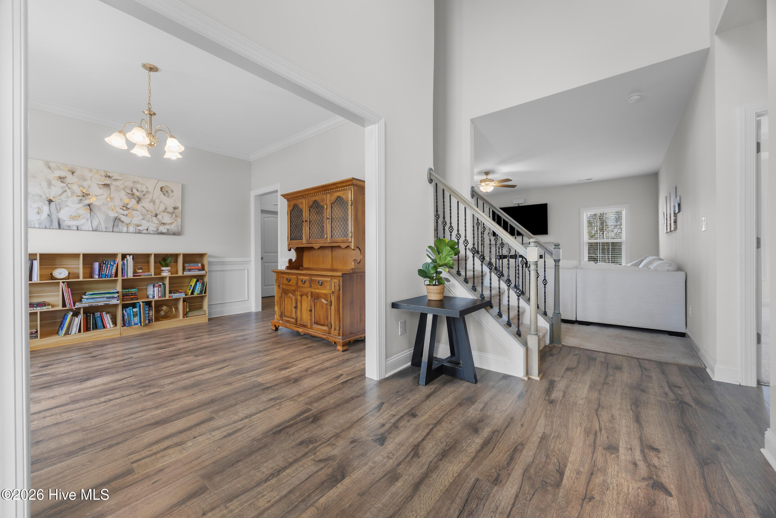 100559002 | Photo 15