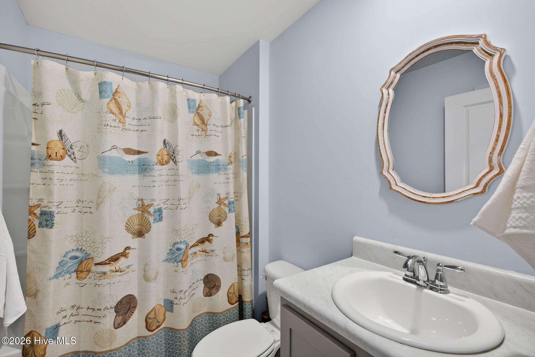 100560192 | Photo 25