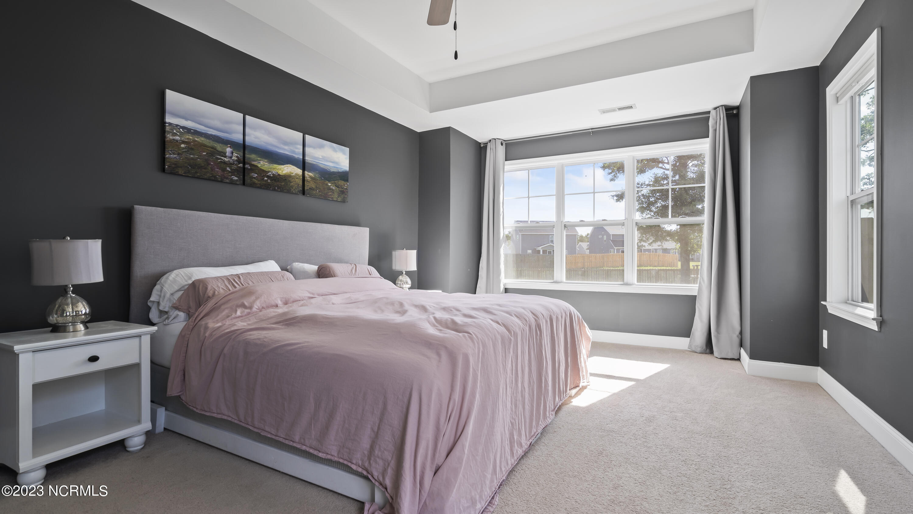 100563607 | Photo 23