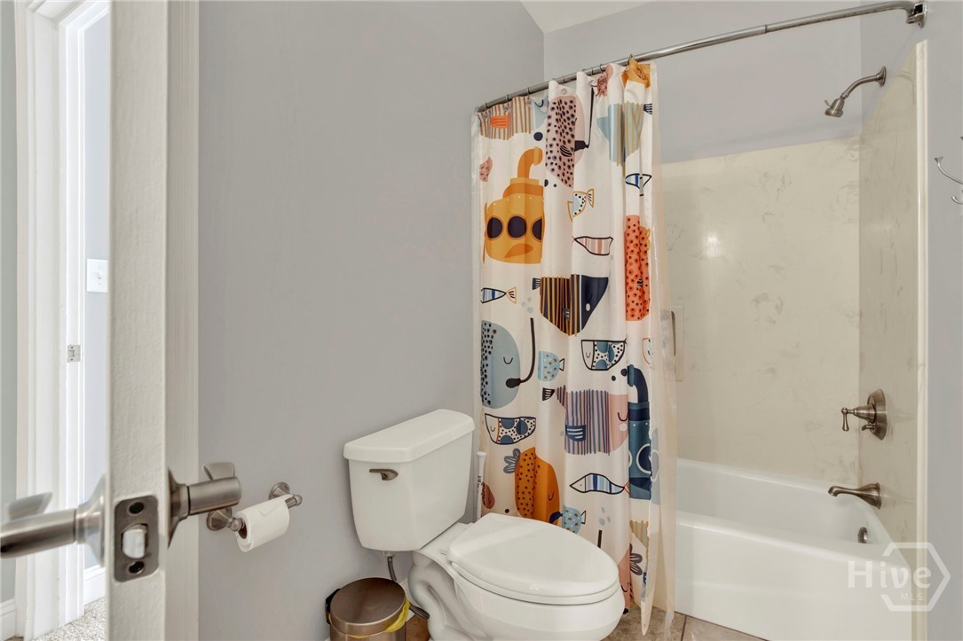 Guest Bathroom upstairs