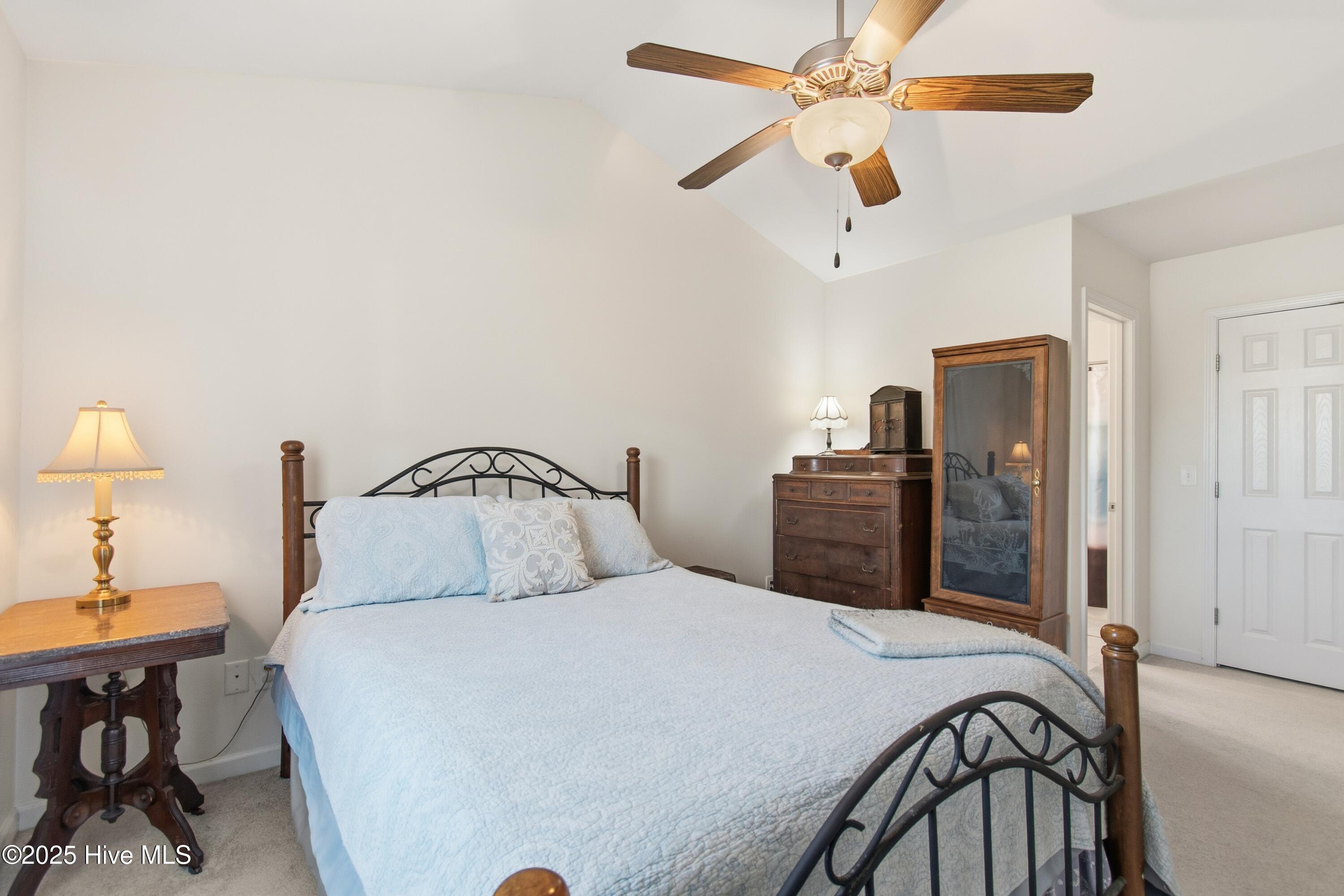 100545881 | Photo 20