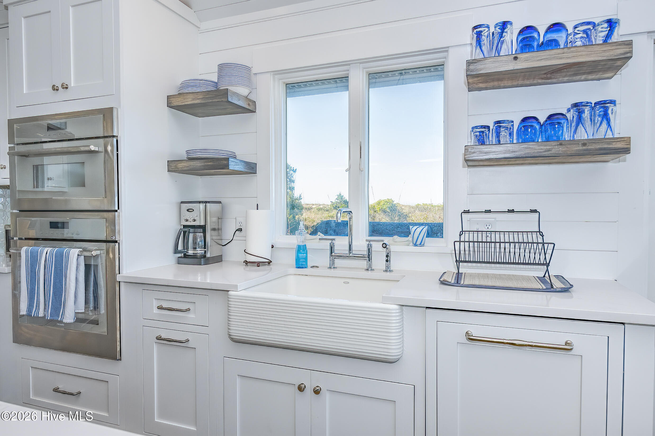 100560271 | Photo 18