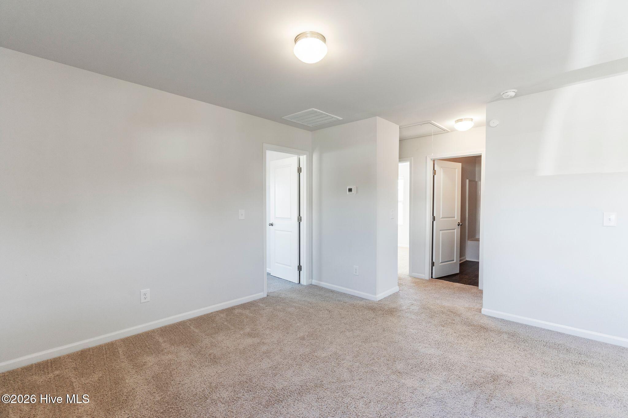 100553399 | Photo 31