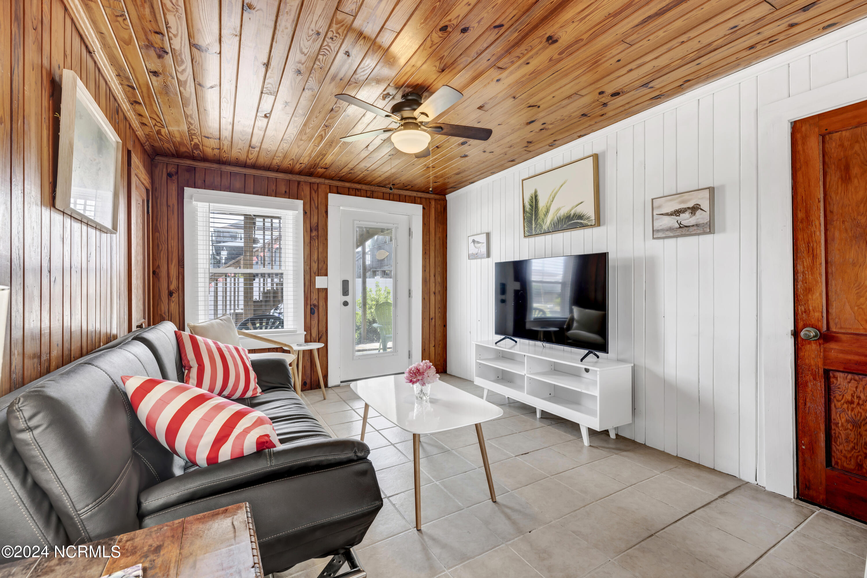 Undisclosed Address, Topsail Beach, NC, 28445