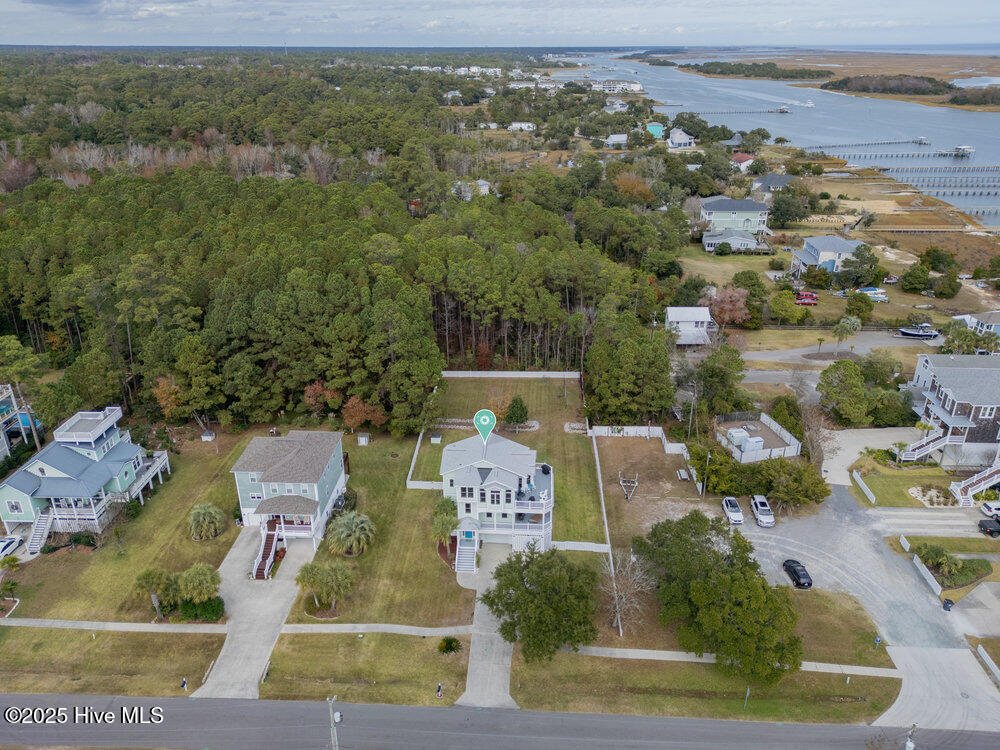 100542782 | Photo 64