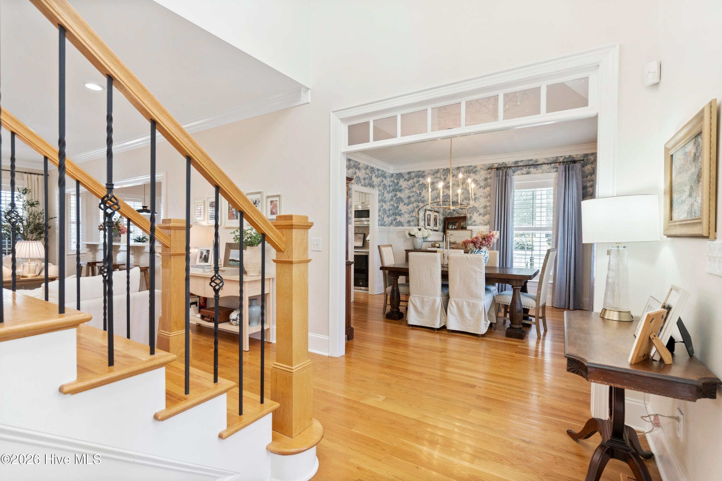 100549669 | Photo 13