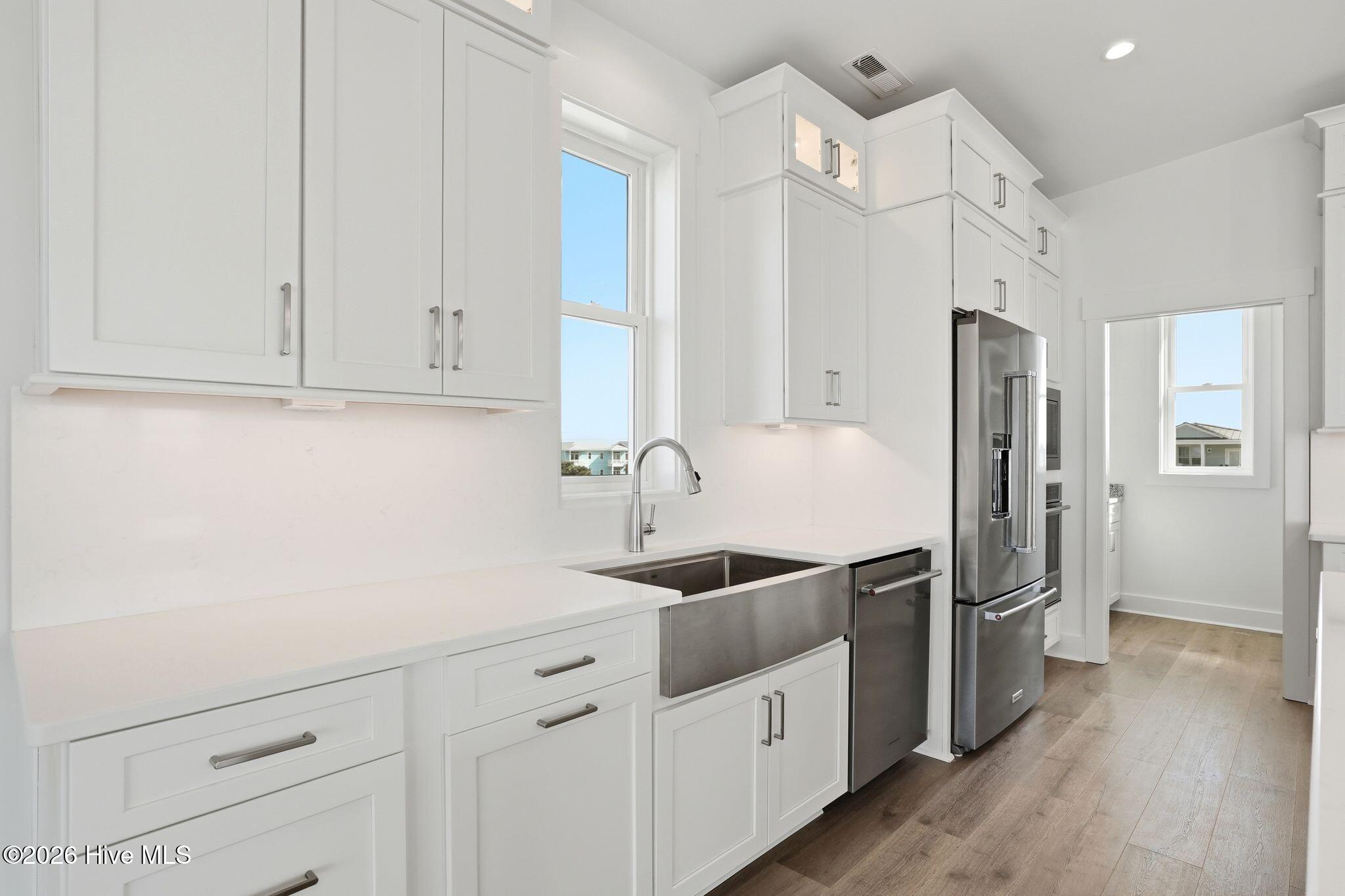 100558491 | Photo 21