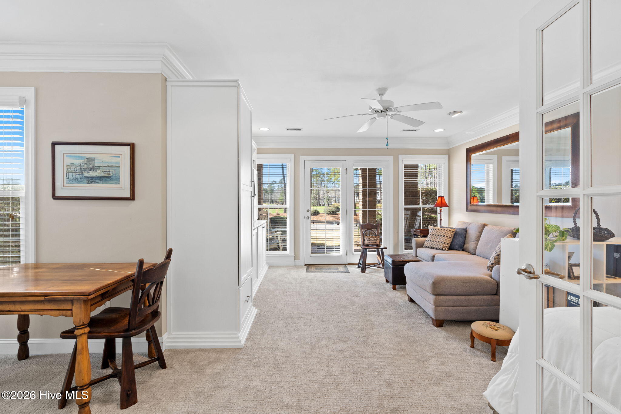 100550804 | Photo 36