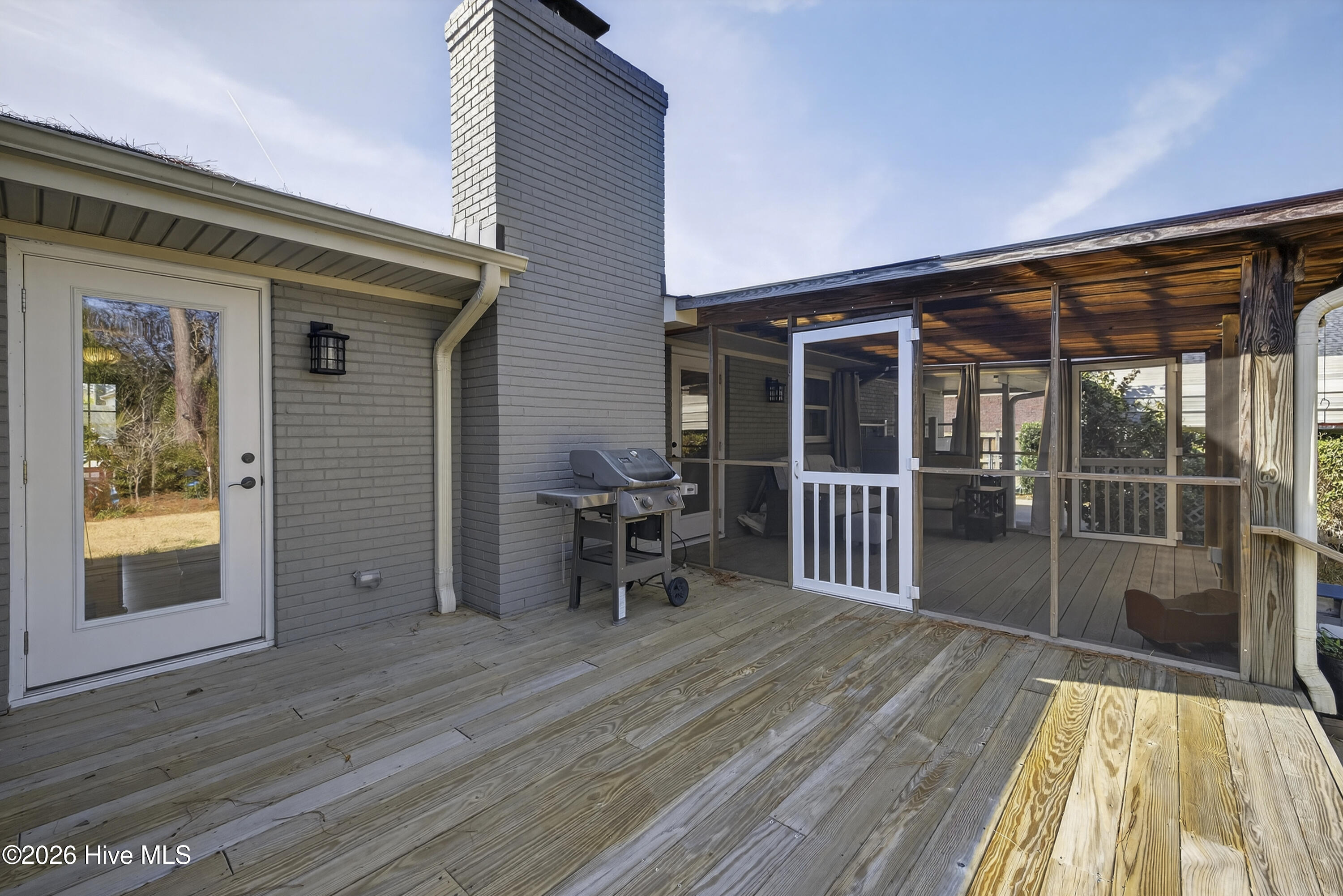 100559114 | Photo 40