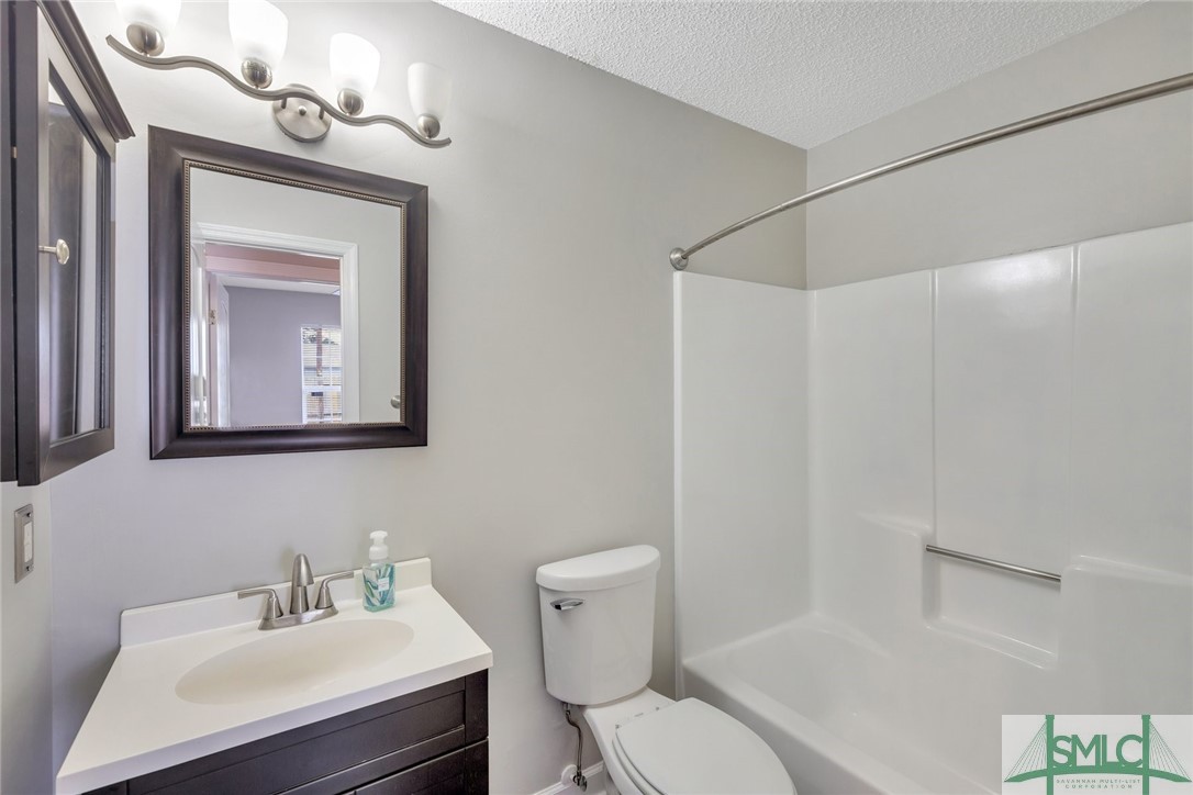 253 Glenn Bryant Road, Hinesville, GA, 31313