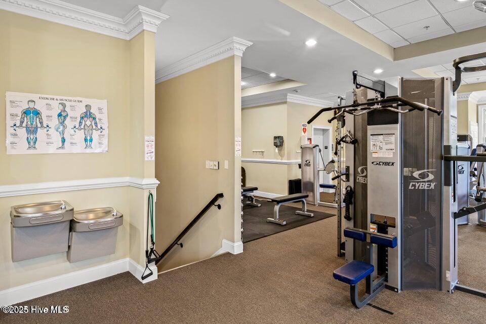 100545222 | Photo 33