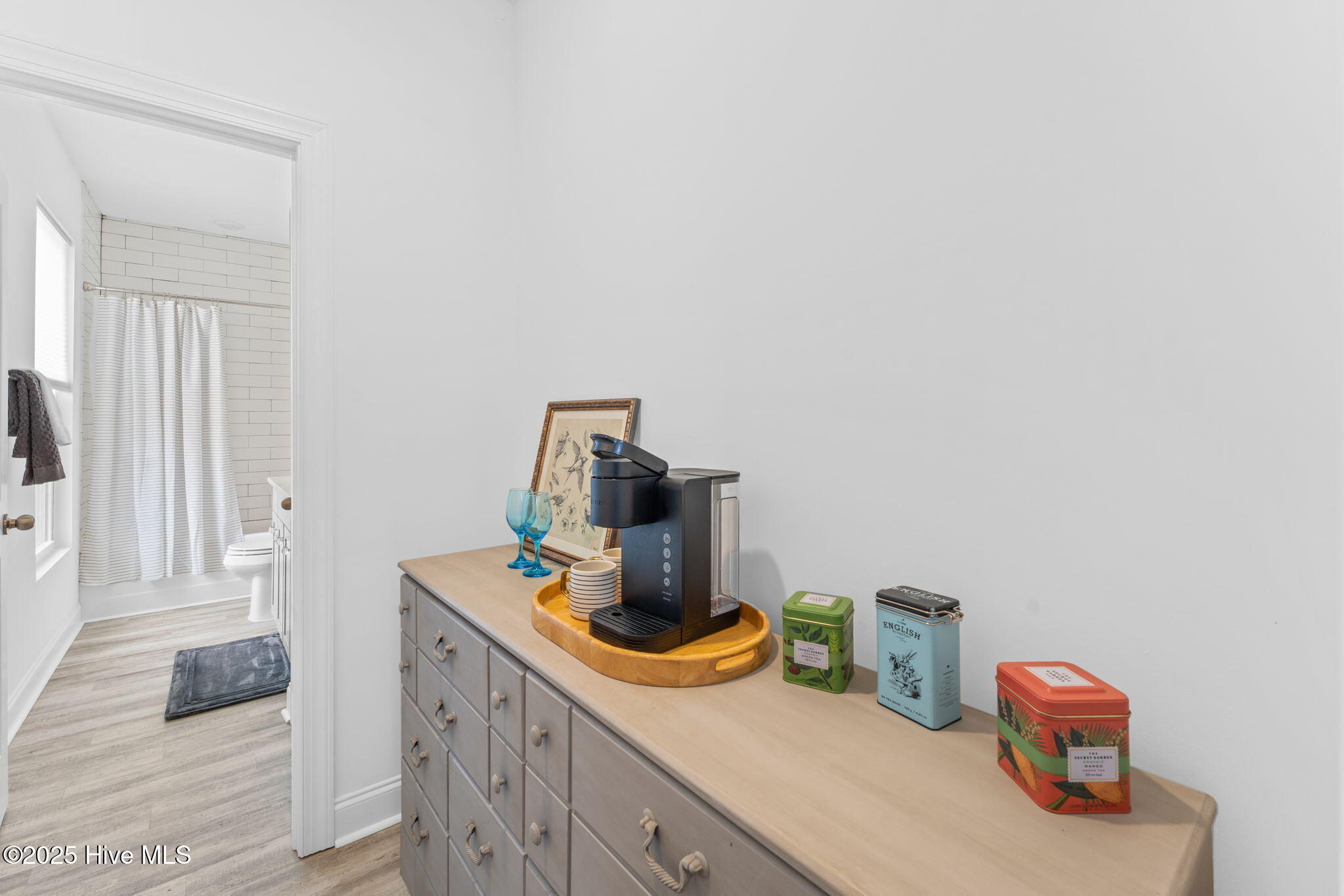 100528338 | Photo 38