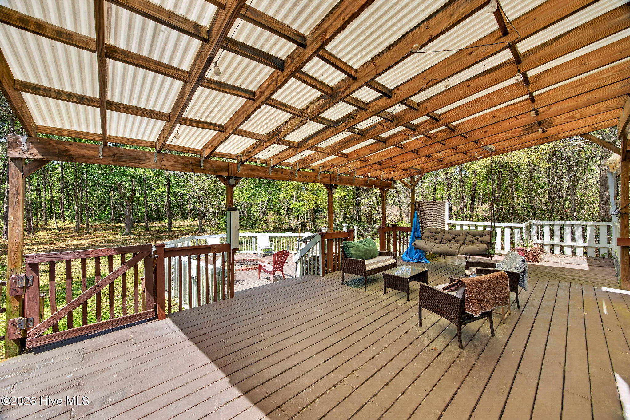 100566333 | Photo 33