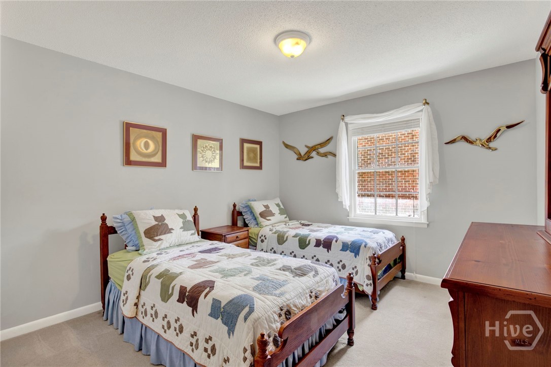 455 Mall Boulevard 6