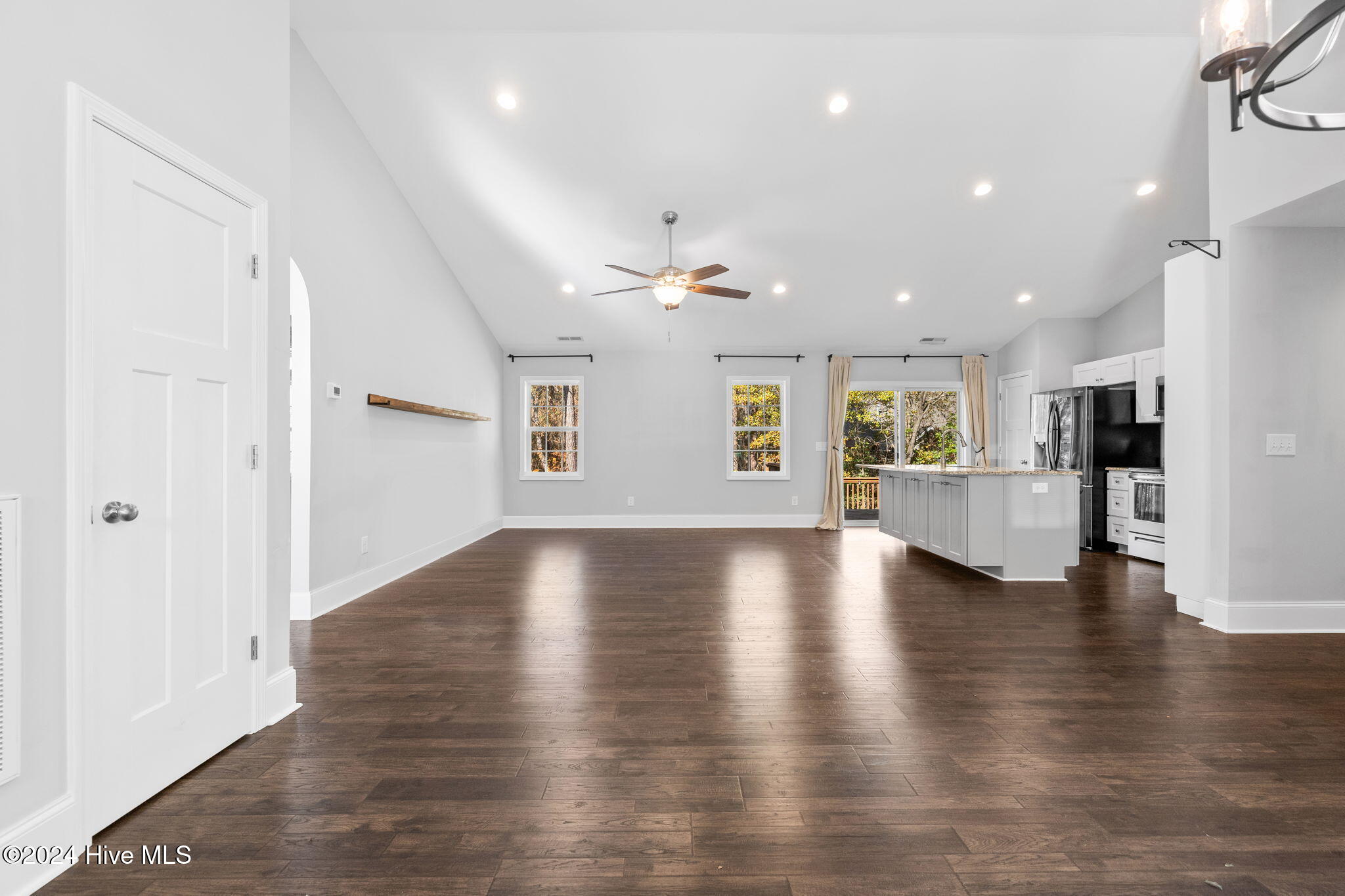 9-web-or-mls-6S5A8584_1