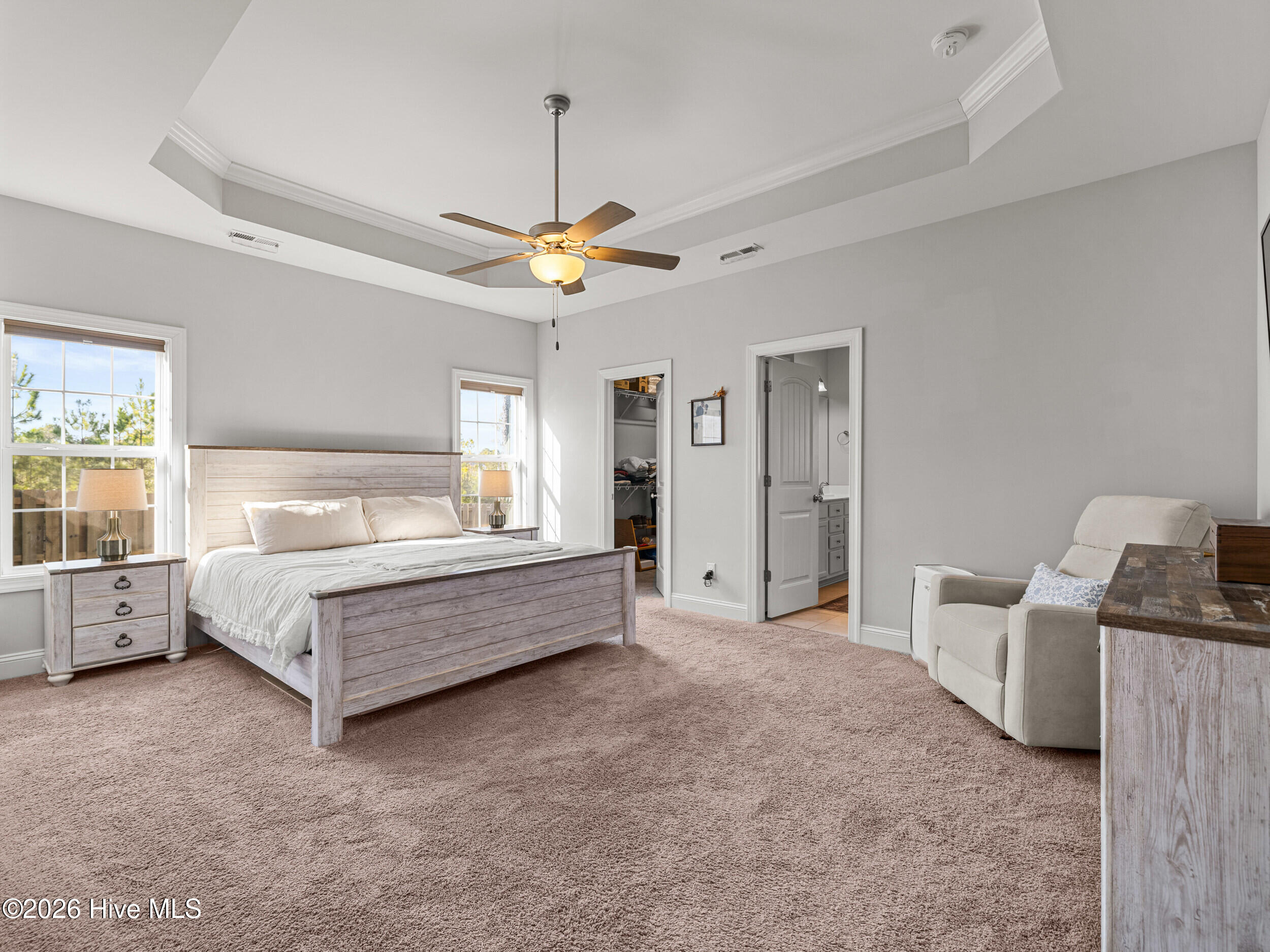 100553436 | Photo 26