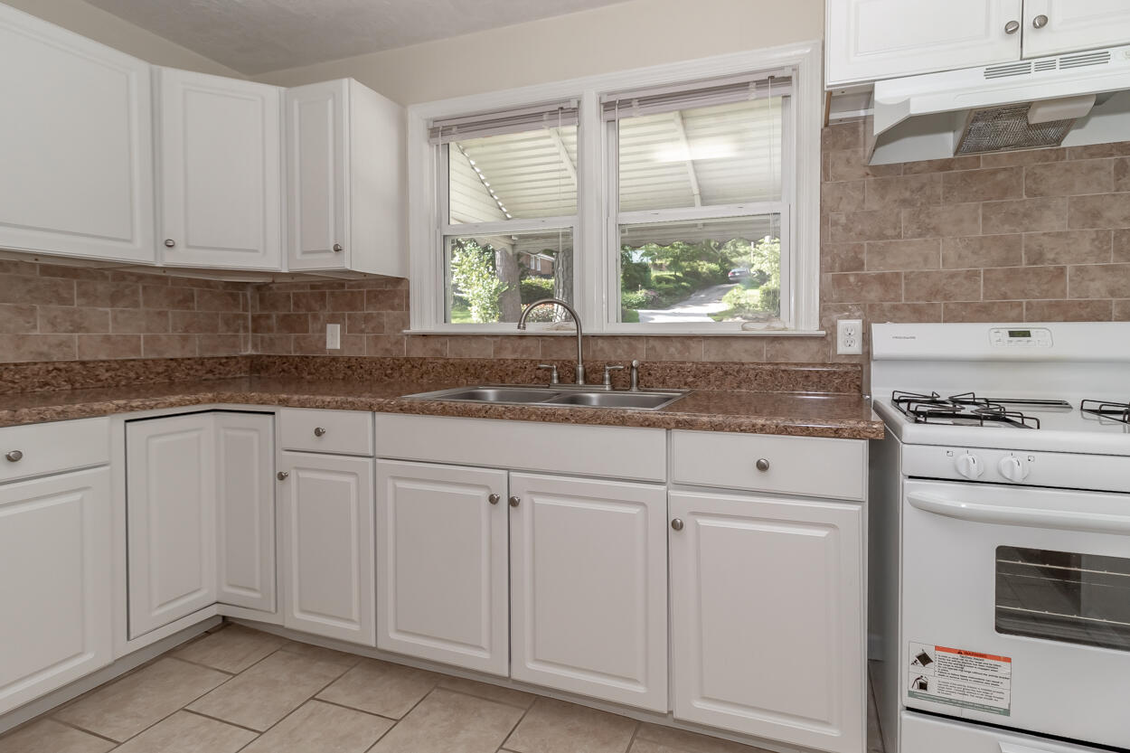 2709 HAZEL ST MLS-7489