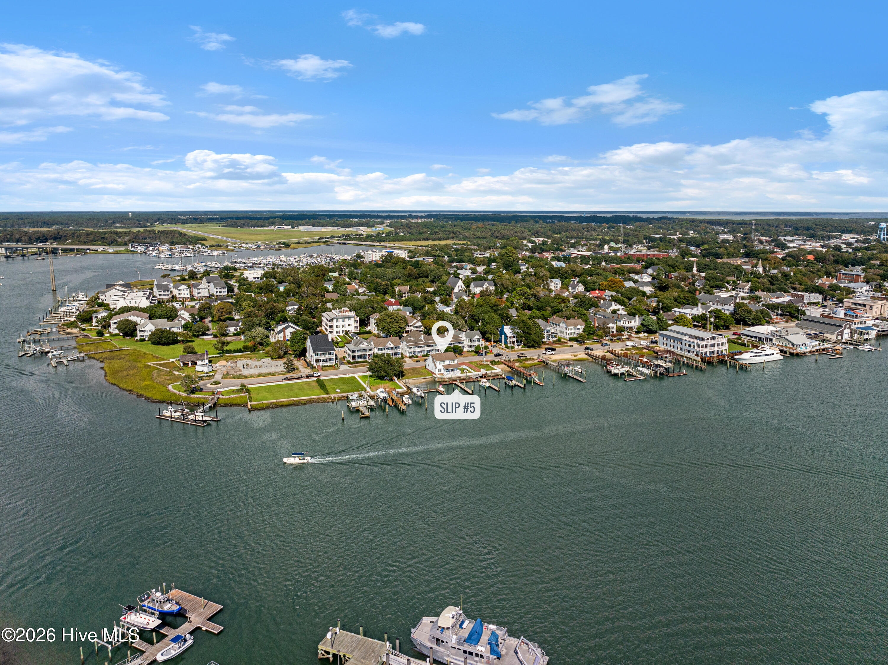 122 Front Street & Slip #5,Beaufort