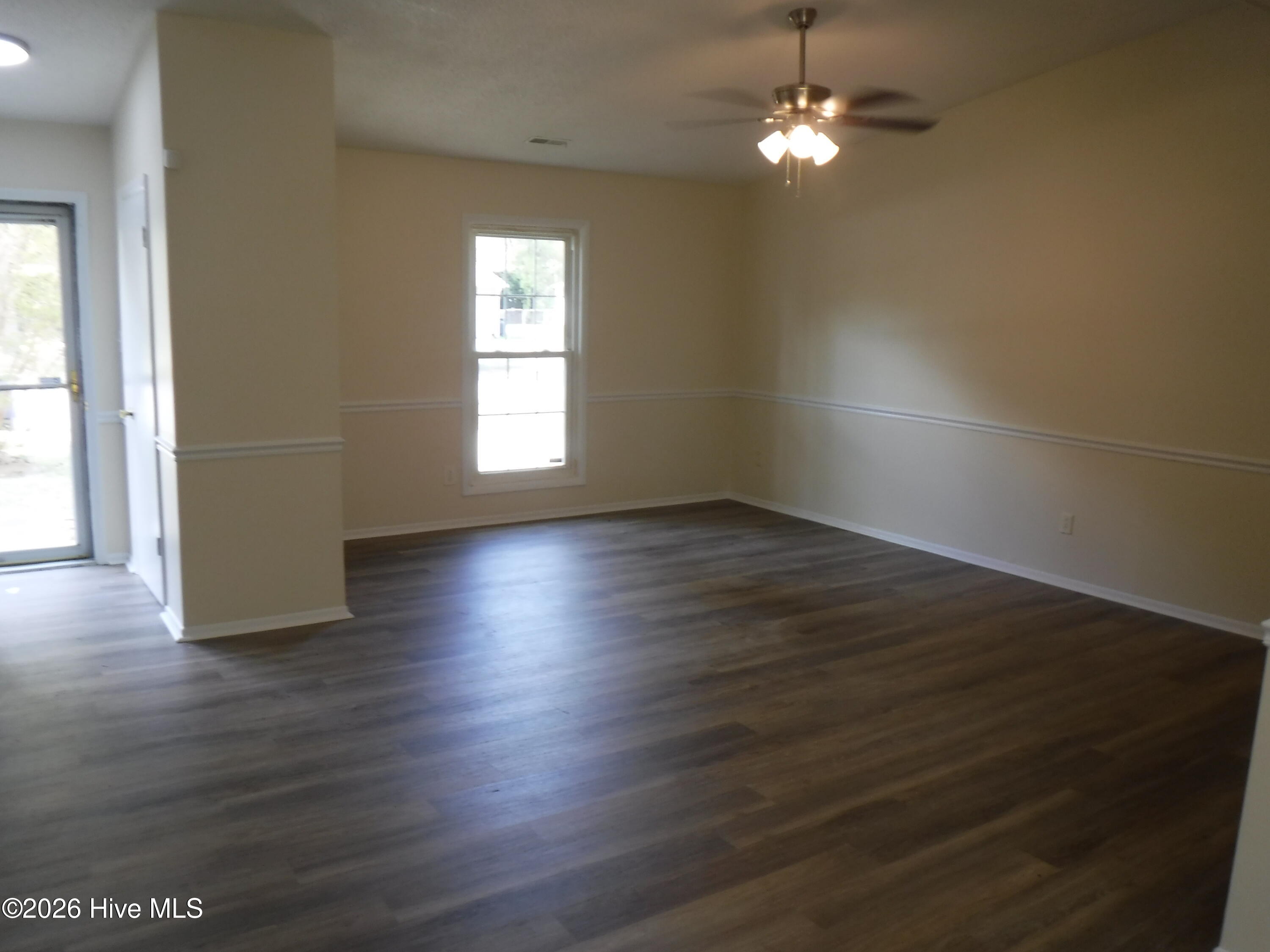 624 Shadowridge Road, Jacksonville, NC 28546 – photo 6: DSCF8007